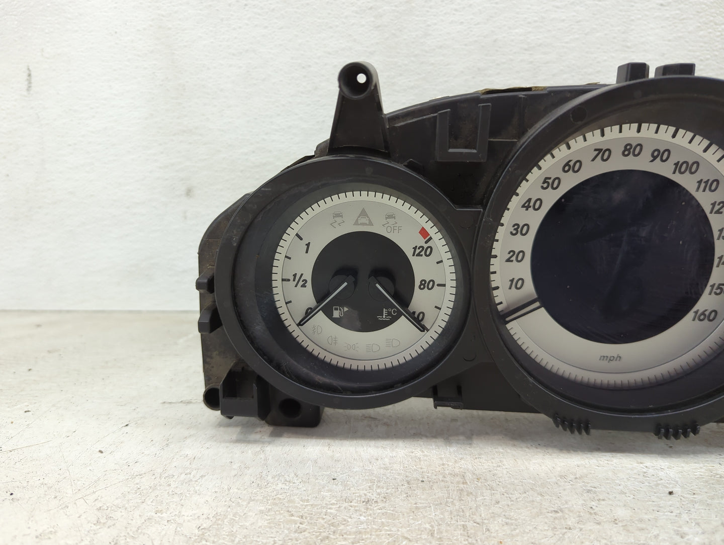 2013 Mercedes-Benz C-Class Instrument Cluster Speedometer Gauges P/N:A2049004309 A2C81592500 Miles:99K Fits OEM Used Auto Pa