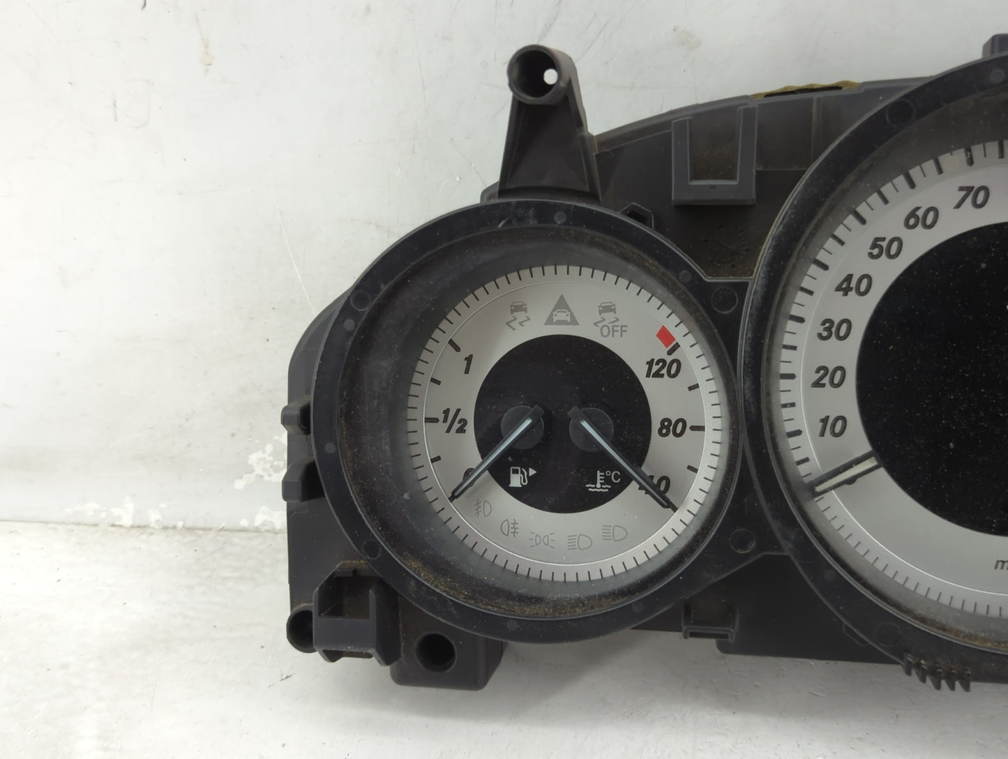 2013 Mercedes-Benz C-Class Instrument Cluster Speedometer Gauges P/N:A2C81592500 A2049004309, 2049017002 Miles:118K Fits OEM