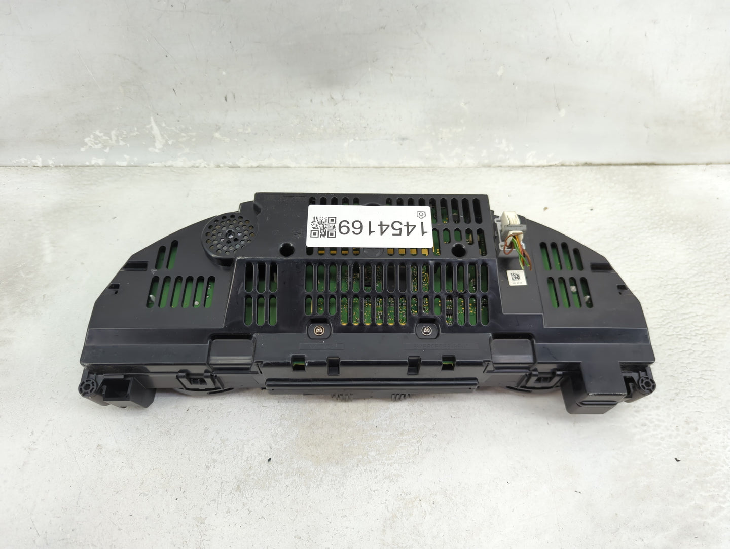 2013 Mercedes-Benz C-Class Instrument Cluster Speedometer Gauges P/N:A2049004409 A2C81592600 Miles:115K Fits OEM Used Auto P