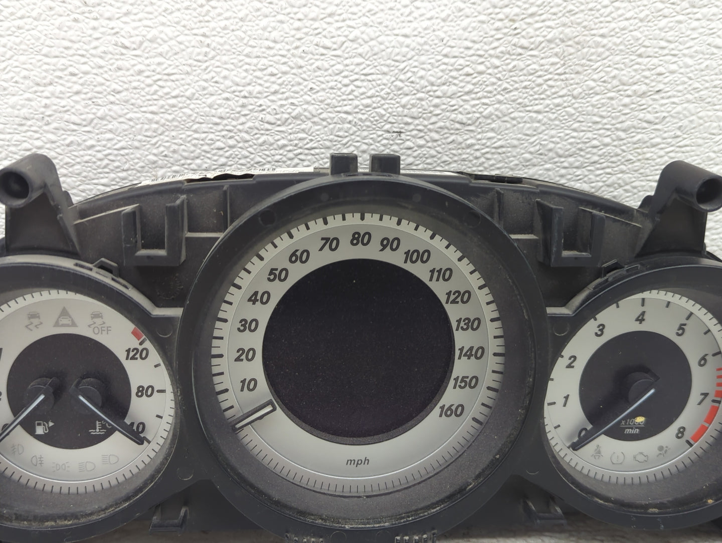 2013 Mercedes-benz C-class Speedometer Instrument Cluster Gauges - Oemusedautoparts1.com