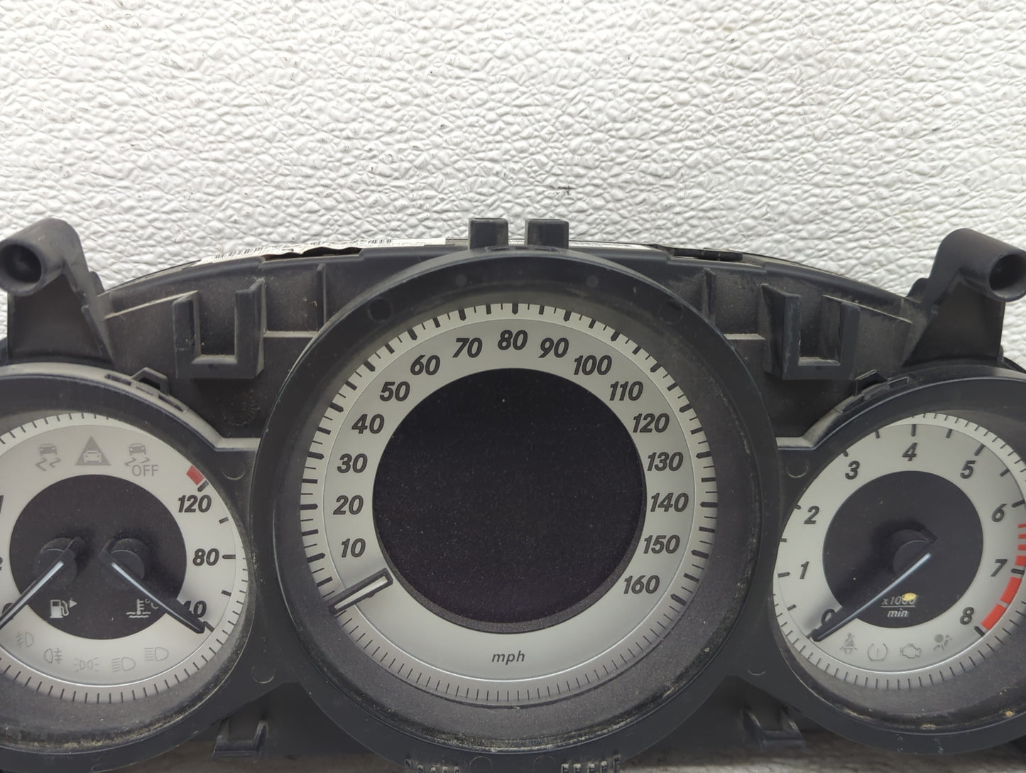 2013 Mercedes-benz C-class Speedometer Instrument Cluster Gauges - Oemusedautoparts1.com