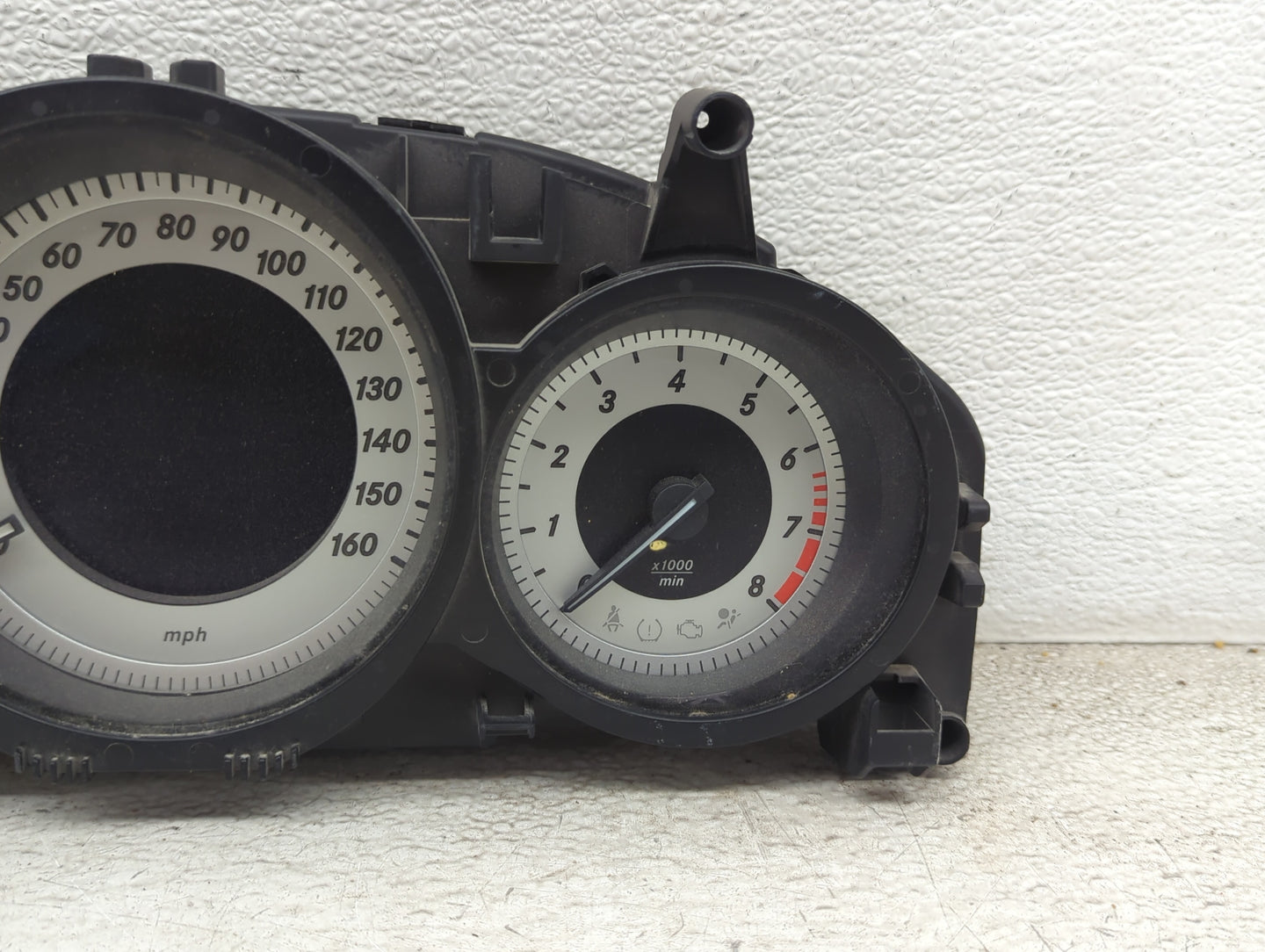2013 Mercedes-benz C-class Speedometer Instrument Cluster Gauges - Oemusedautoparts1.com