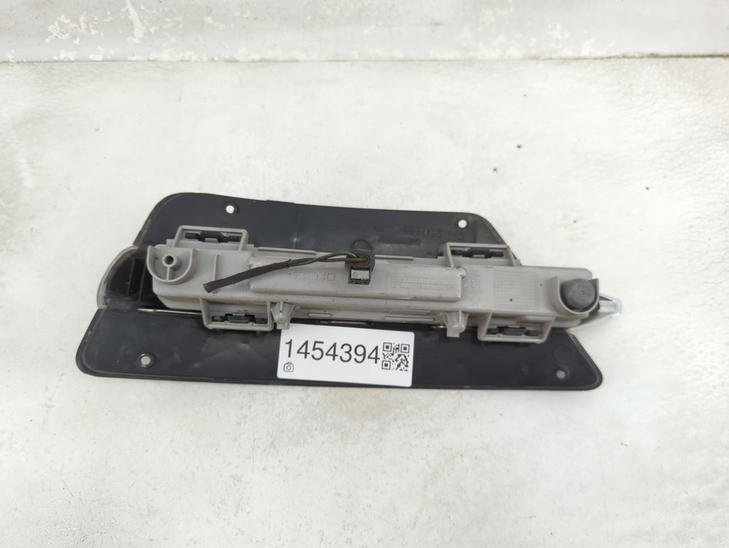 Mercedes-benz C-class Passenger Right Oem Front Light Lamp Black - Oemusedautoparts1.com