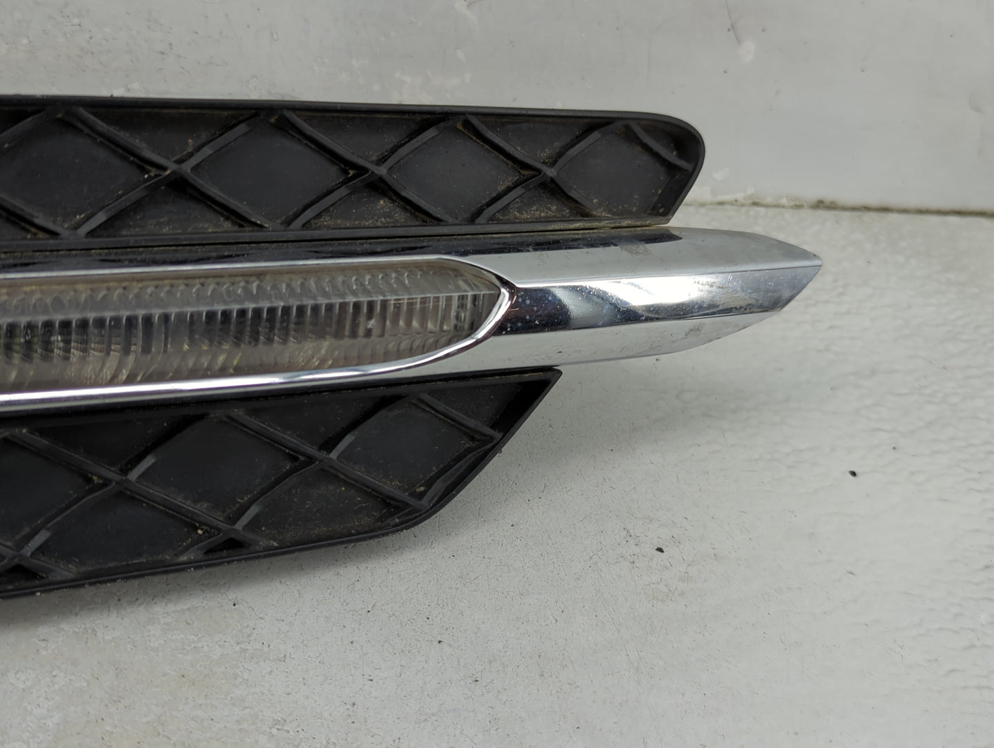 Mercedes-benz C-class Driver Left Oem Front Light Lamp Black 1454408 - Oemusedautoparts1.com
