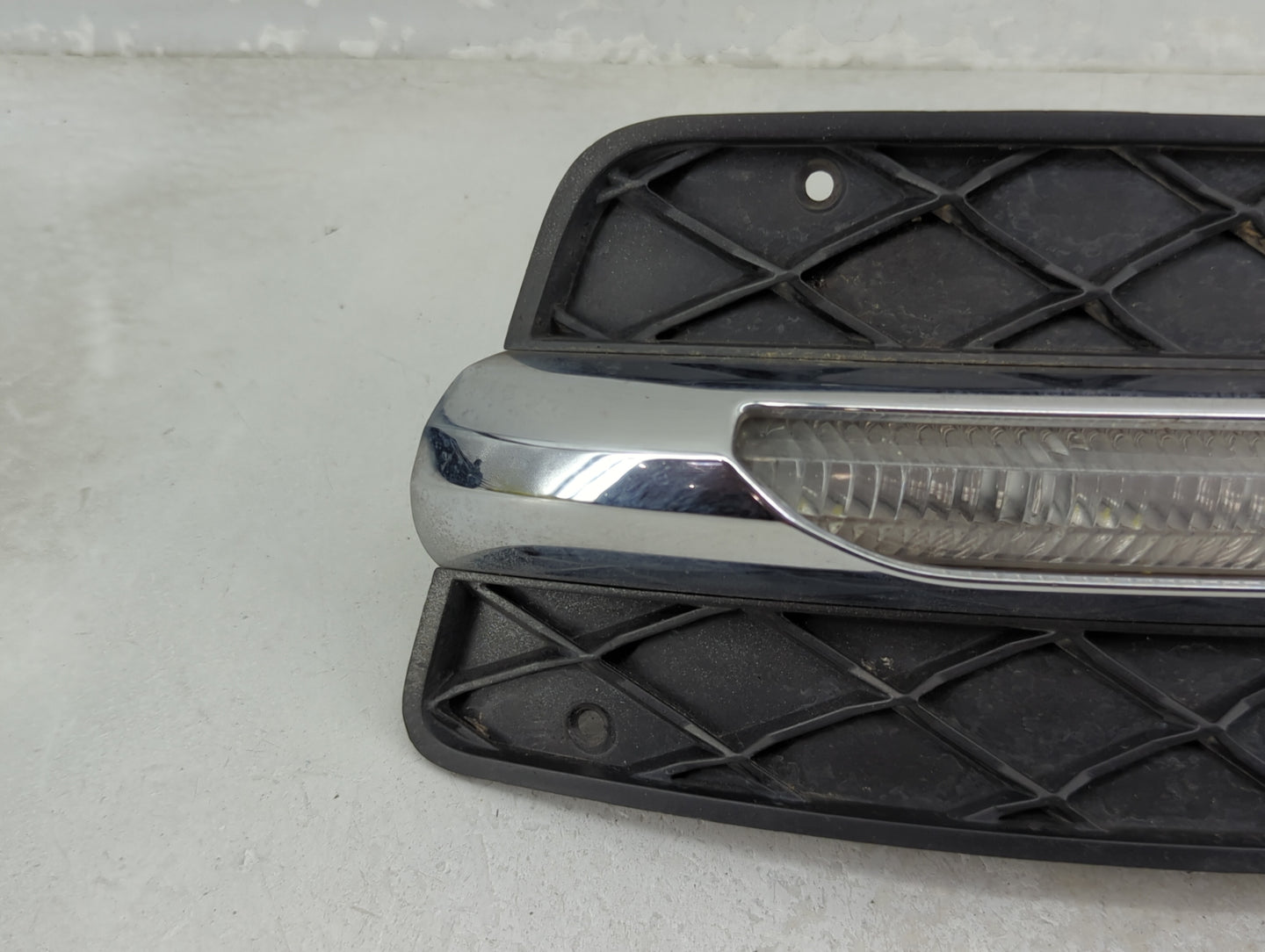 Mercedes-benz C-class Driver Left Oem Front Light Lamp Black 1454474 - Oemusedautoparts1.com