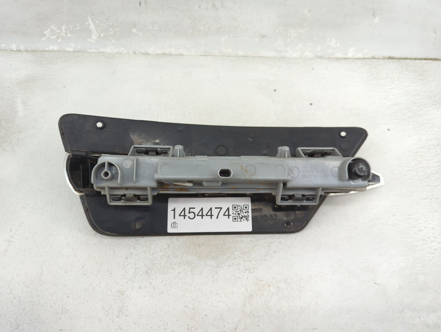 Mercedes-benz C-class Driver Left Oem Front Light Lamp Black 1454474 - Oemusedautoparts1.com