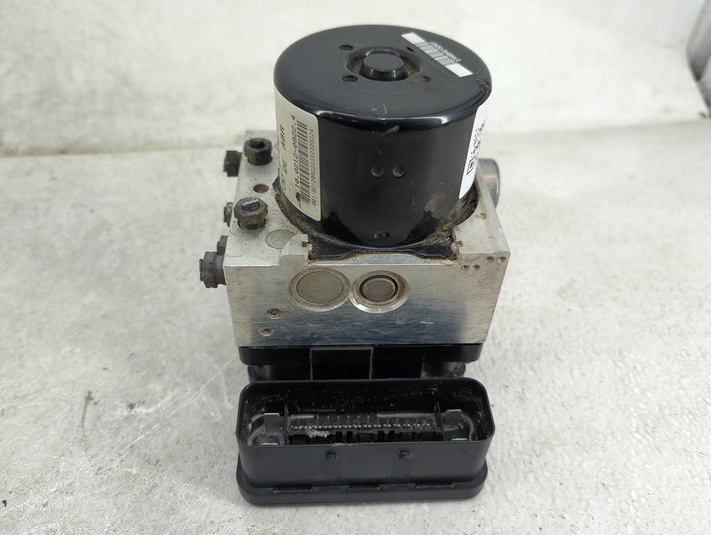2013 Mercedes-Benz C-Class ABS Pump Control Module Replacement P/N:A1724314212 10.0212-0822.4 Fits Fits 2014 2015 OEM Used A