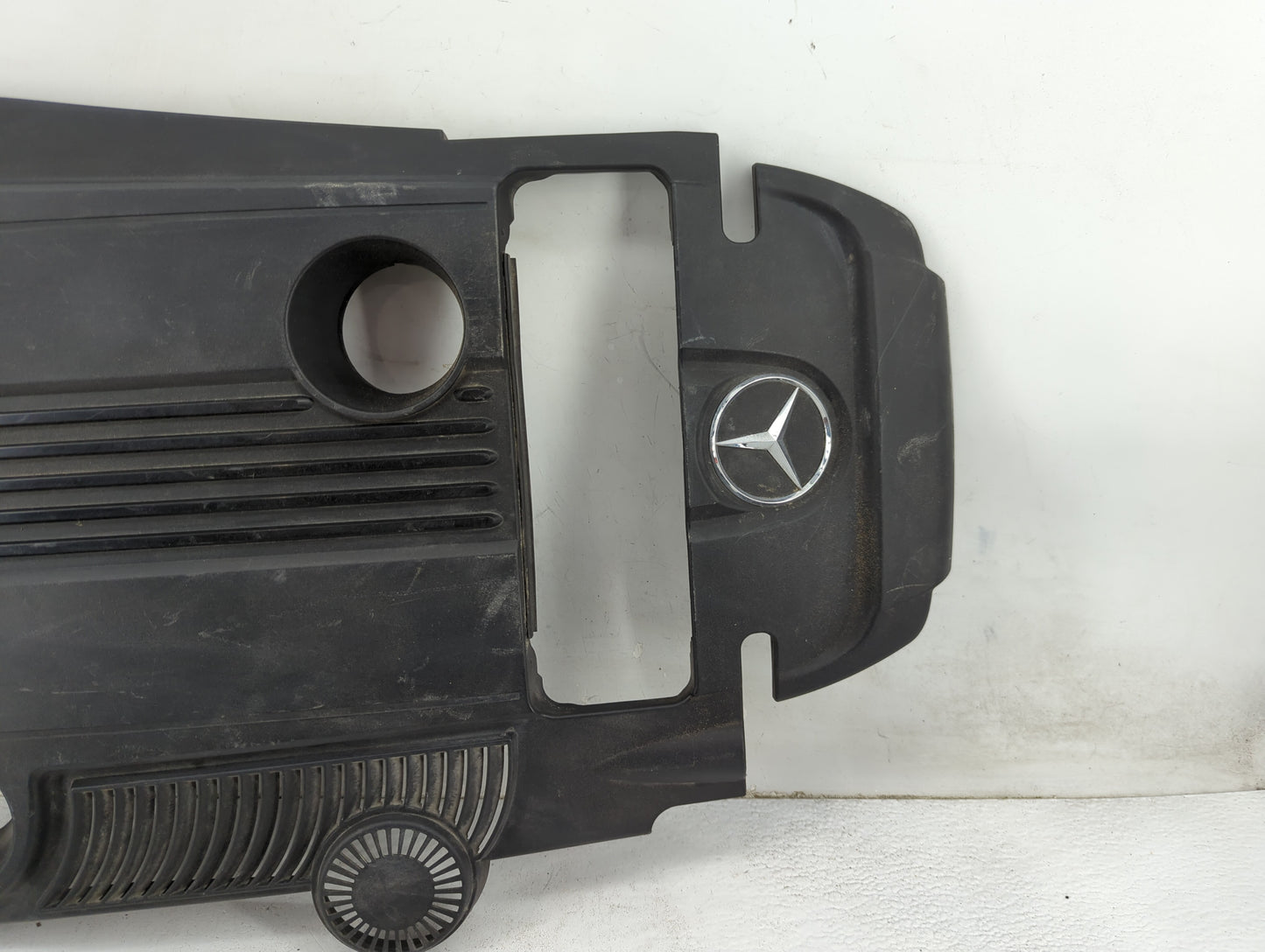 2013 Mercedes-benz C-class Engine Cover Black - Oemusedautoparts1.com