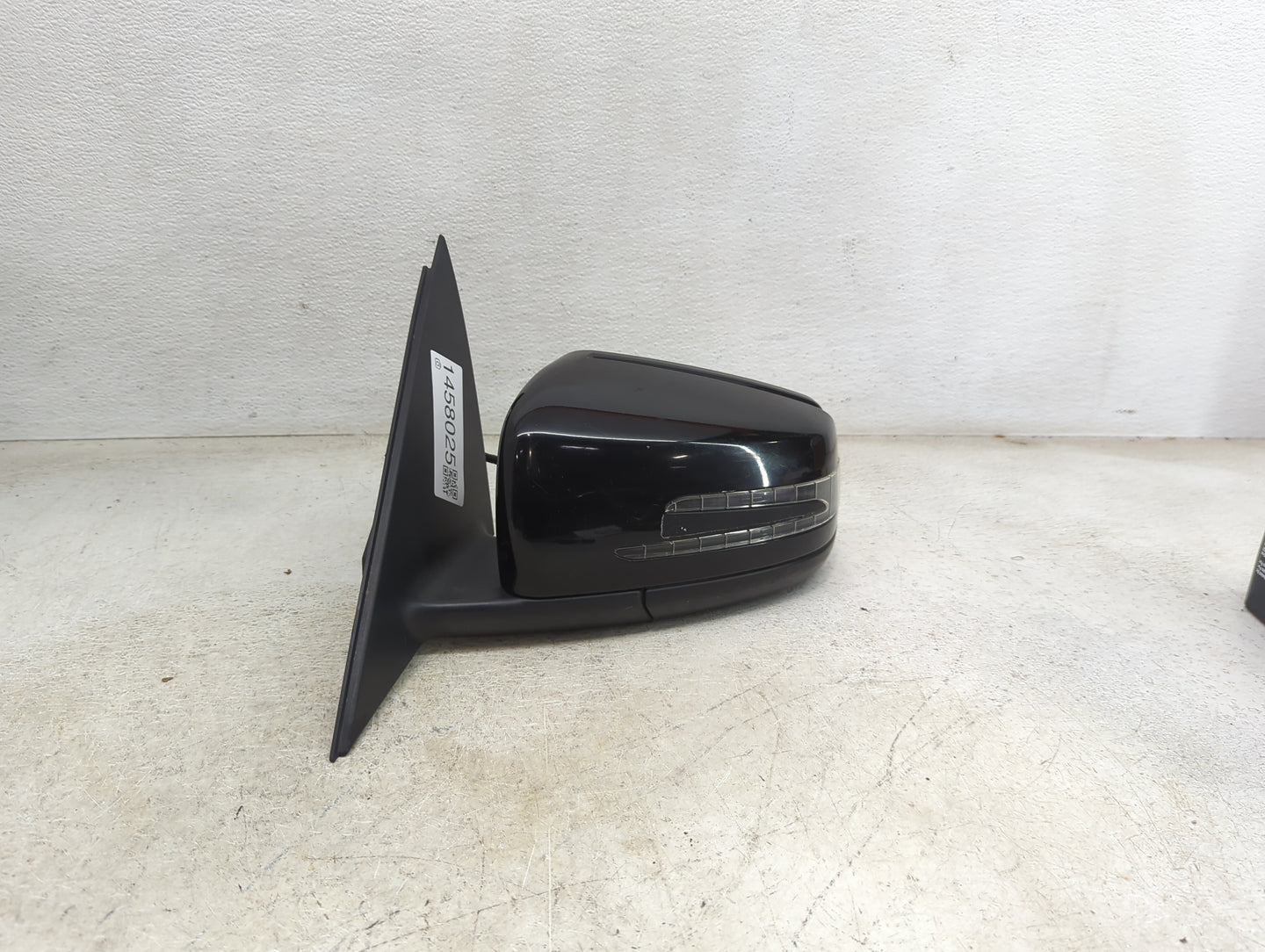 2013 Mercedes-Benz C-Class Driver Side View Mirror - Left Door Mirror OEM Used - Oemusedautoparts1.com
