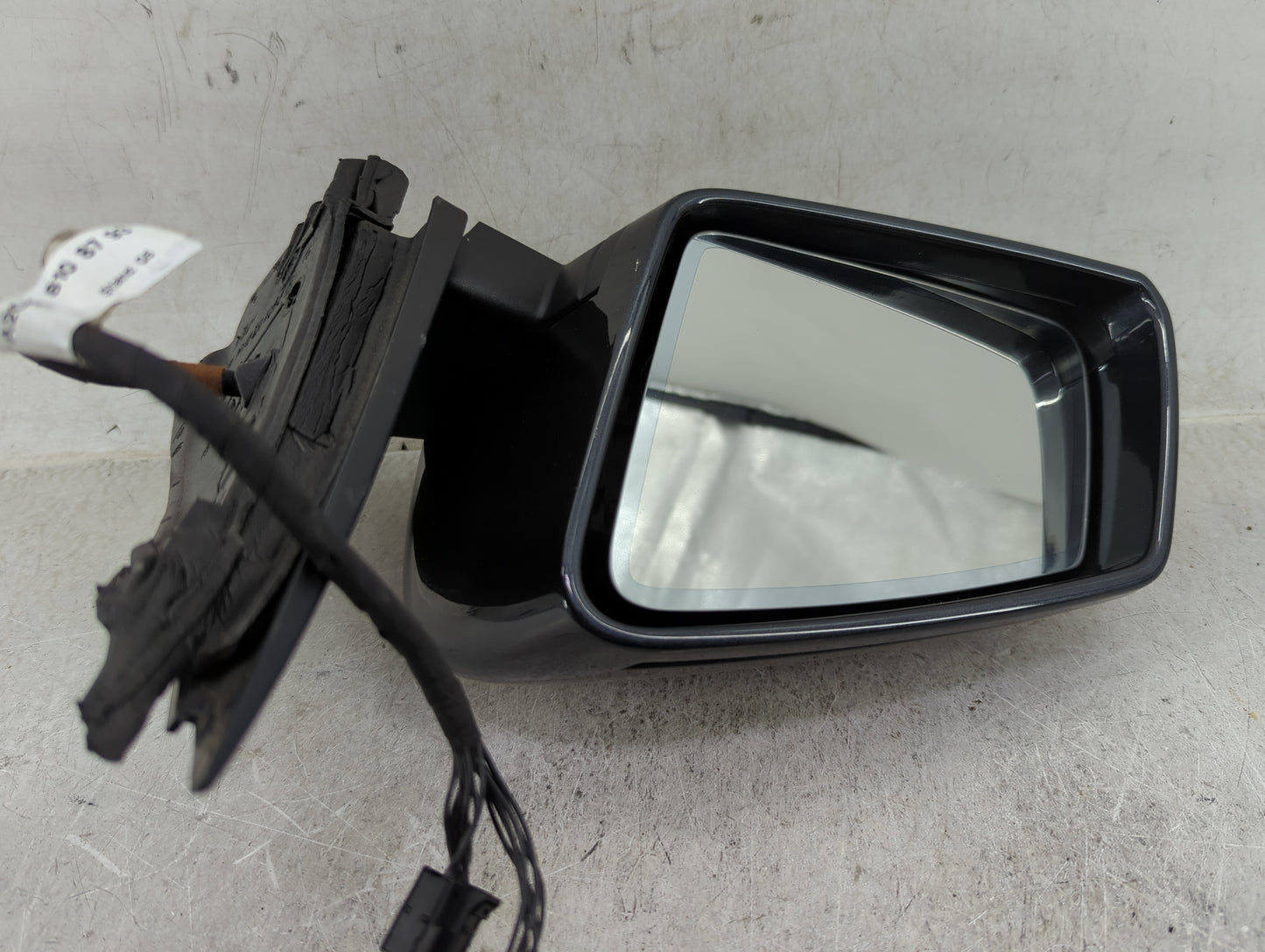 2013 Mercedes-Benz C-Class Driver Side View Mirror - Left Door Mirror OEM Used - Oemusedautoparts1.com