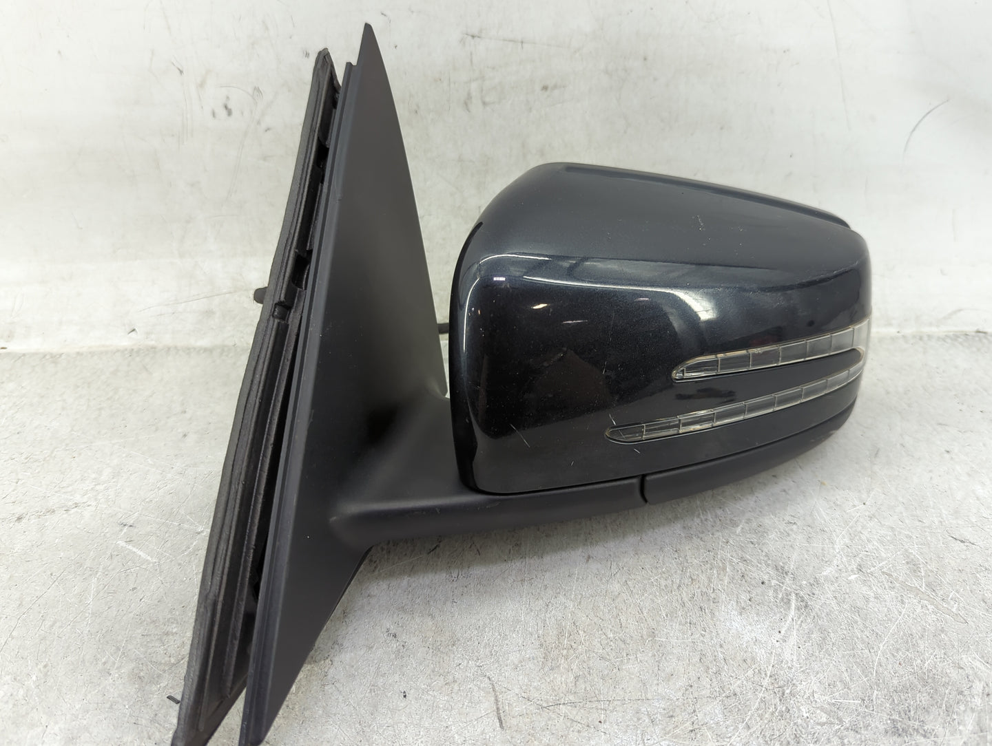 2013 Mercedes-Benz C-Class Driver Side View Mirror - Left Door Mirror OEM Used - Oemusedautoparts1.com