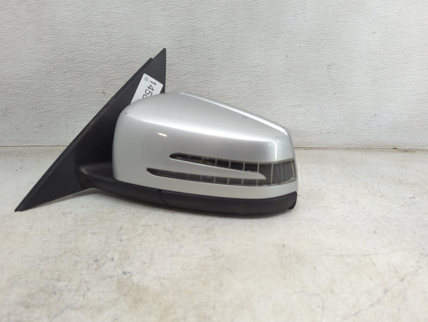 2013 Mercedes-Benz C-Class Driver Side View Mirror - Left Door Mirror OEM Used - Oemusedautoparts1.com