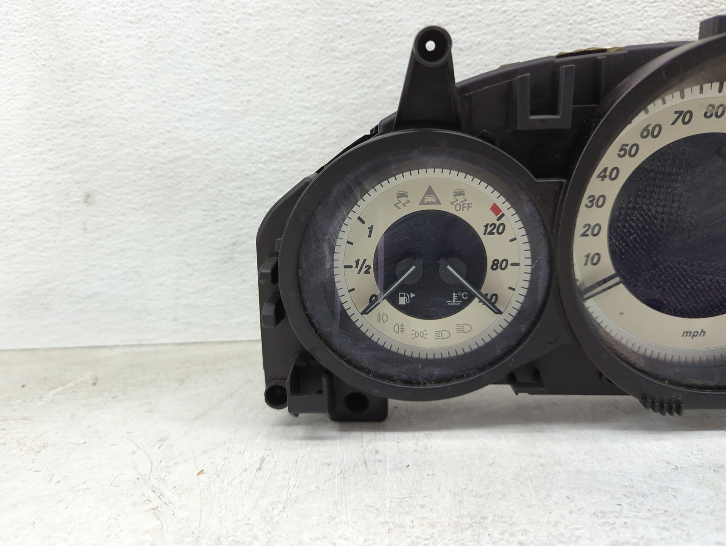 2013 Mercedes-Benz C-Class Instrument Cluster Speedometer Gauges P/N:A2049004409 A2C81592600 Miles:91K Fits OEM Used Auto Pa