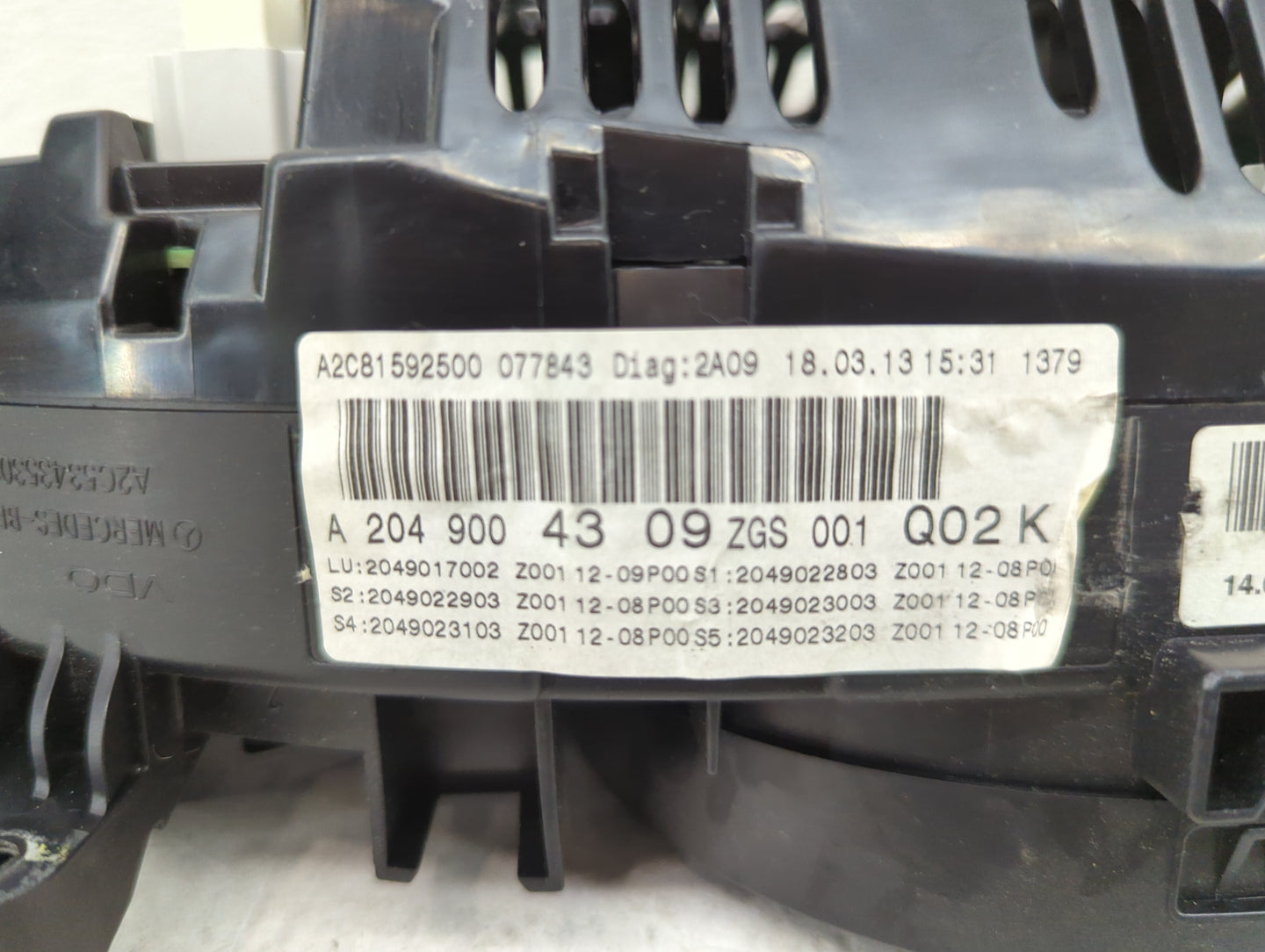 2013 Mercedes-Benz C-Class Instrument Cluster Speedometer Gauges P/N:A2C81592500 A2049004309, 2049017002 Miles:62K Fits OEM 