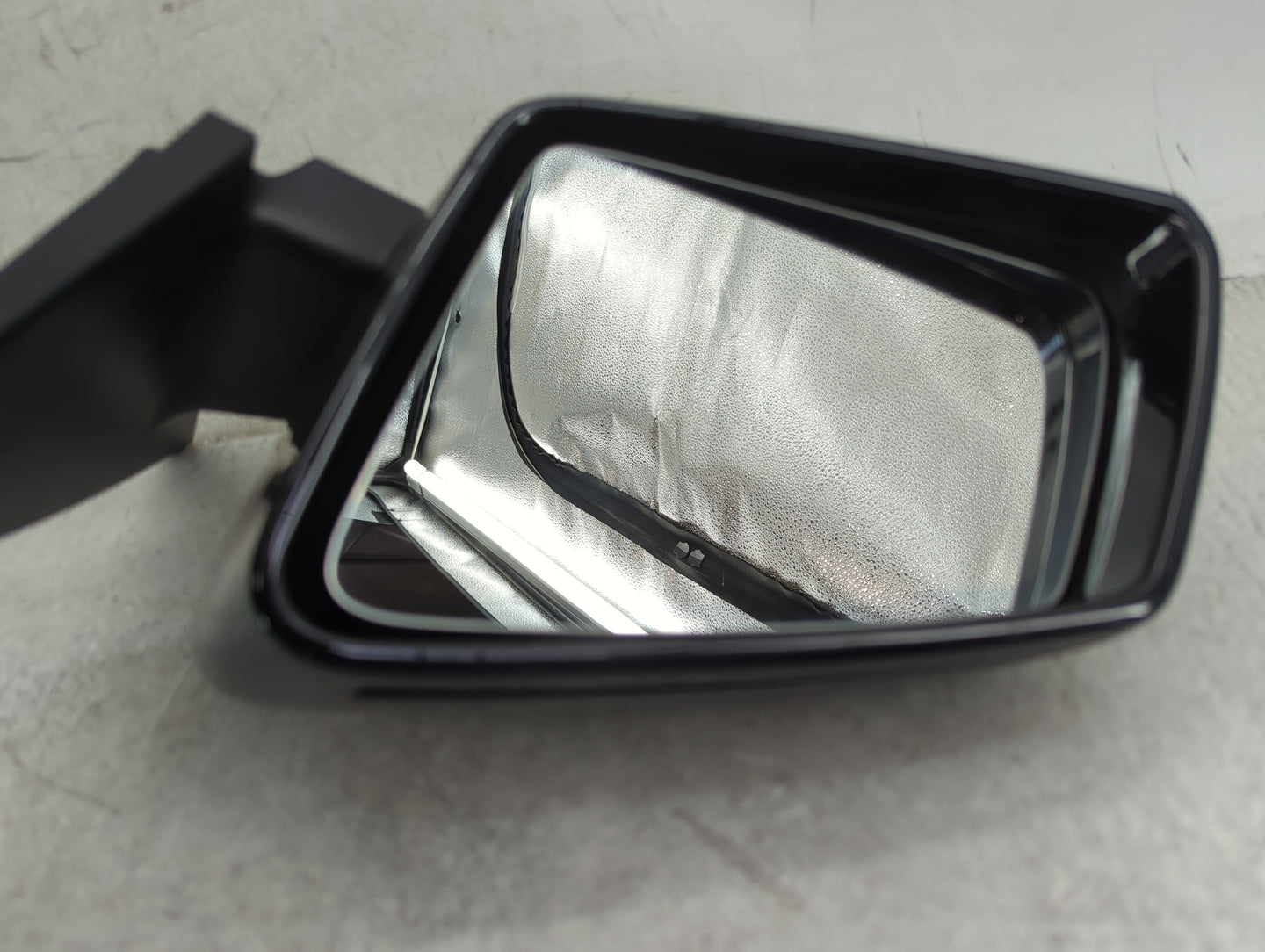 2013 Mercedes-Benz C-Class Driver Side View Mirror - Left Door Mirror OEM Used - Oemusedautoparts1.com