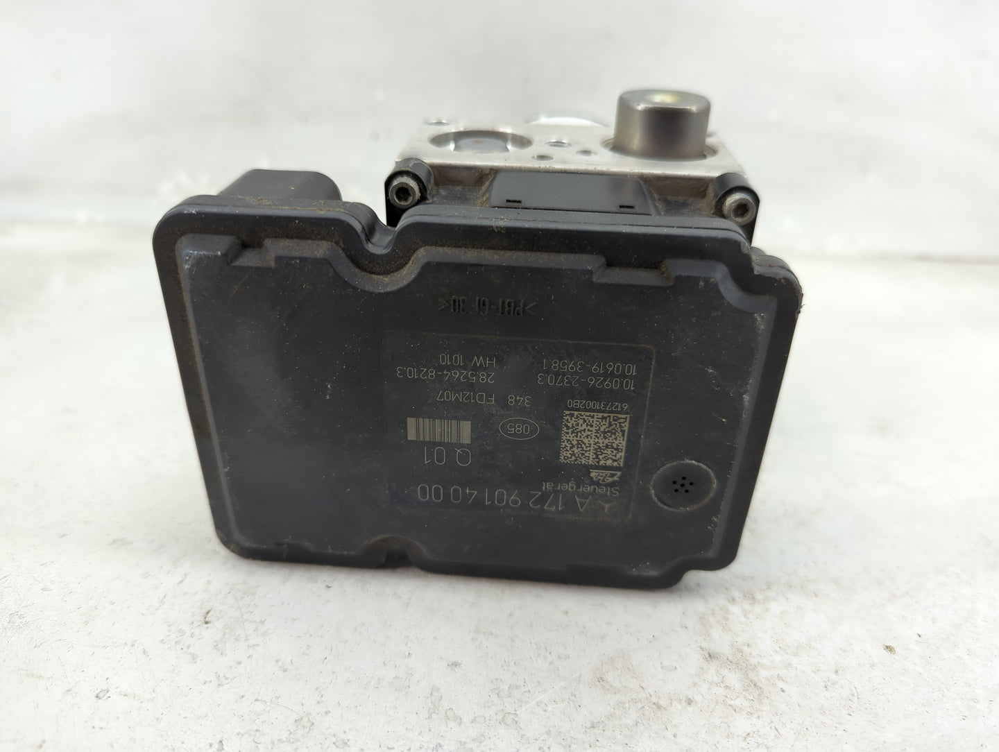 2013 Mercedes-Benz C-Class ABS Pump Control Module Replacement P/N:A1724314212 10.0212-0822.4, A1729014000 Fits Fits 2014 20