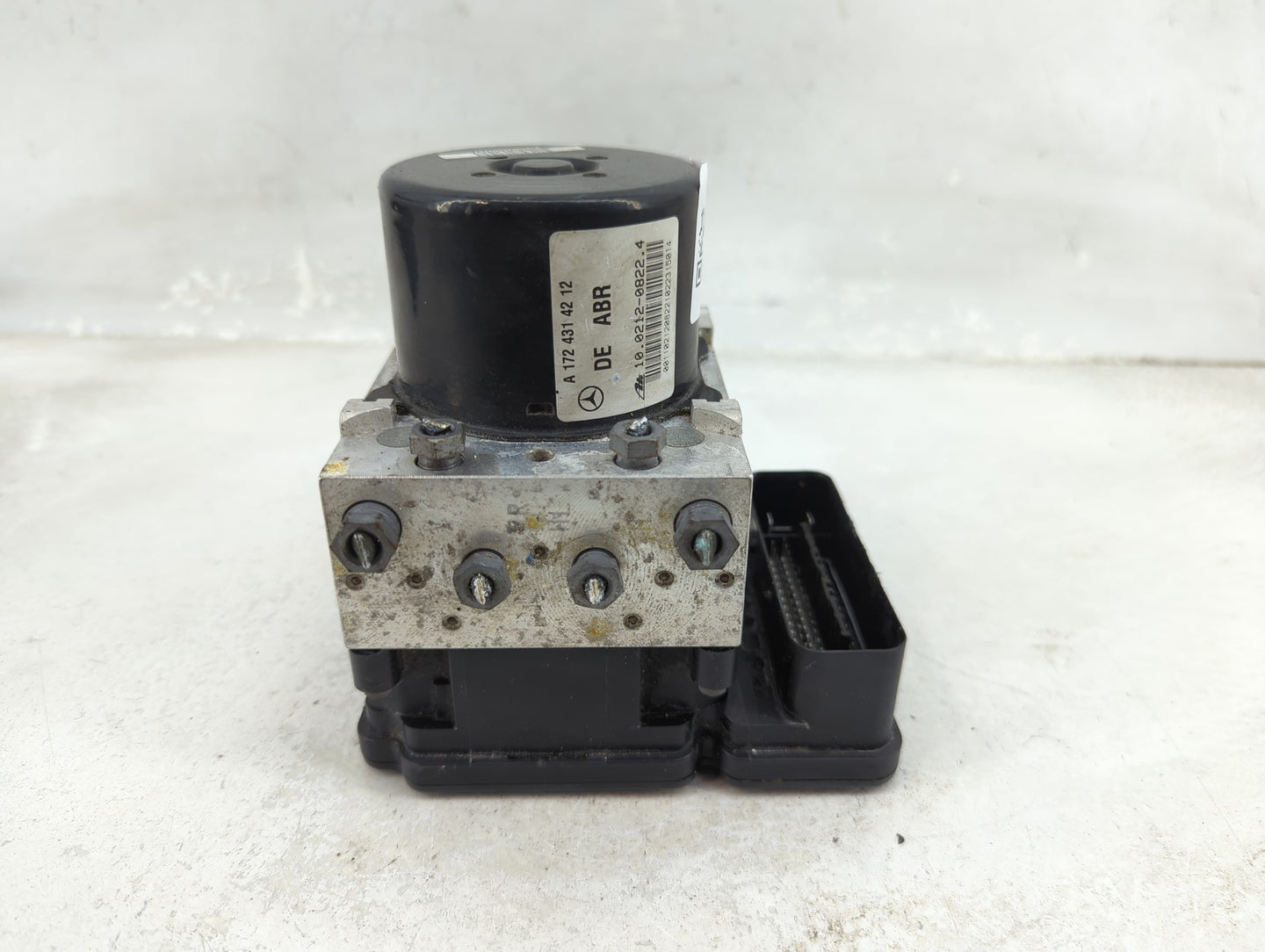 2013 Mercedes-Benz C-Class ABS Pump Control Module Replacement P/N:A1724314212 10.0212-0822.4, A1729014000 Fits Fits 2014 20
