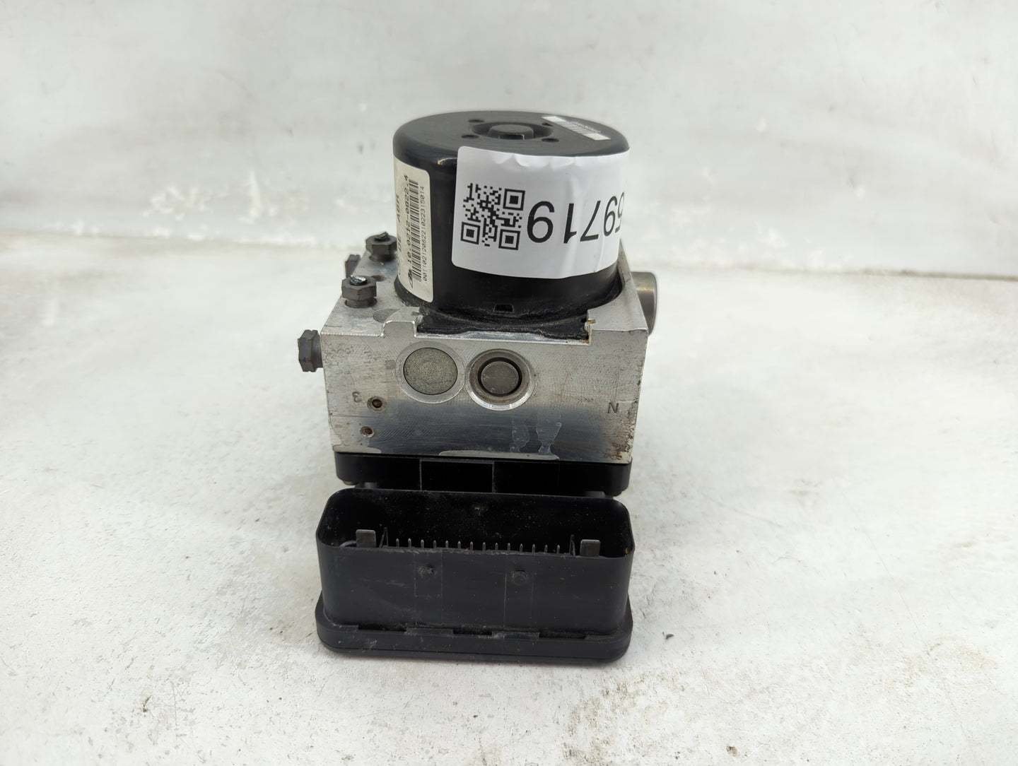 2013 Mercedes-Benz C-Class ABS Pump Control Module Replacement P/N:A1724314212 10.0212-0822.4, A1729014000 Fits Fits 2014 20