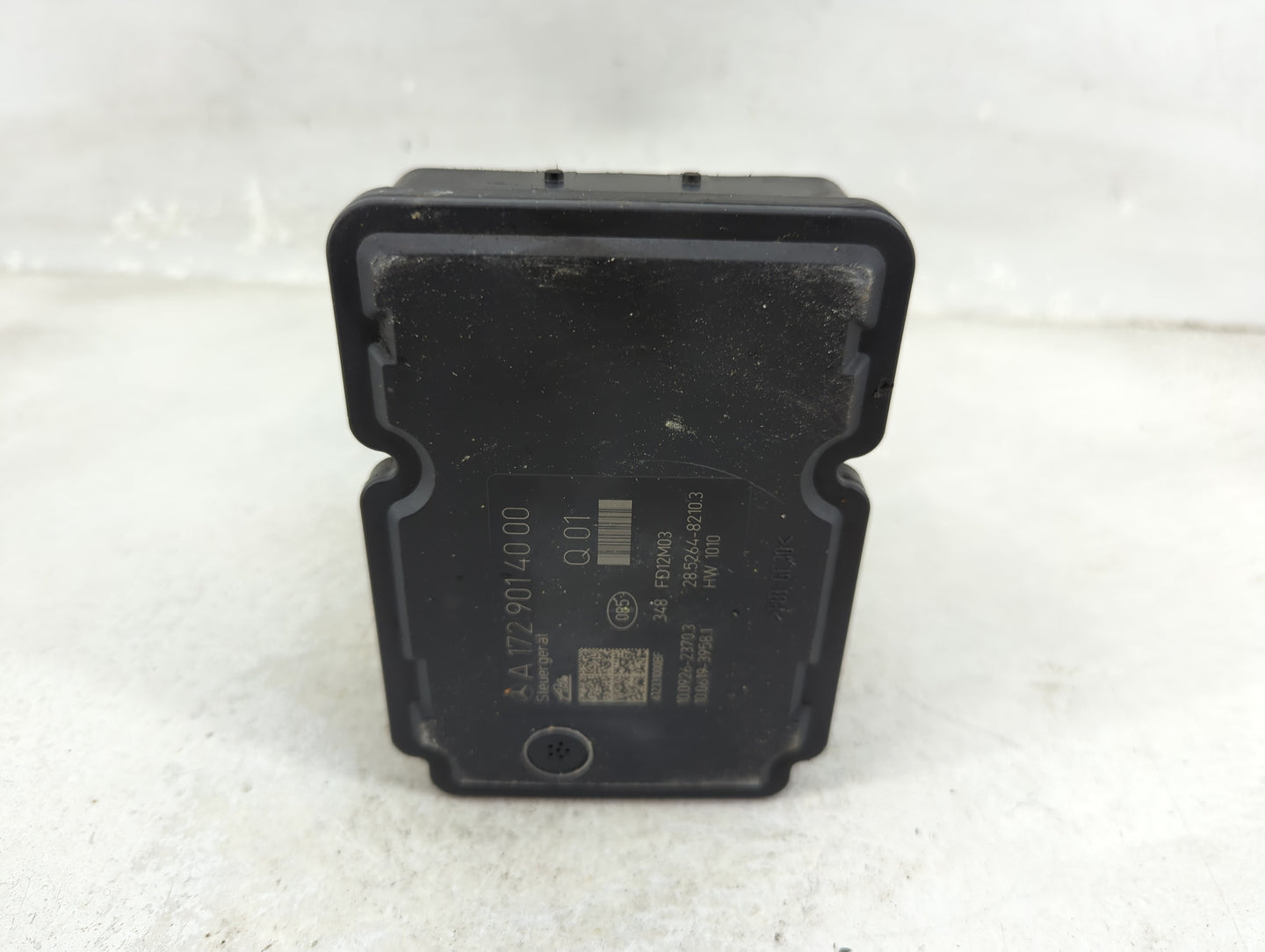 2013 Mercedes-Benz C-Class ABS Pump Control Module Replacement P/N:A1724314212 10.0212-0822.4, A1729014000 Fits Fits 2014 20