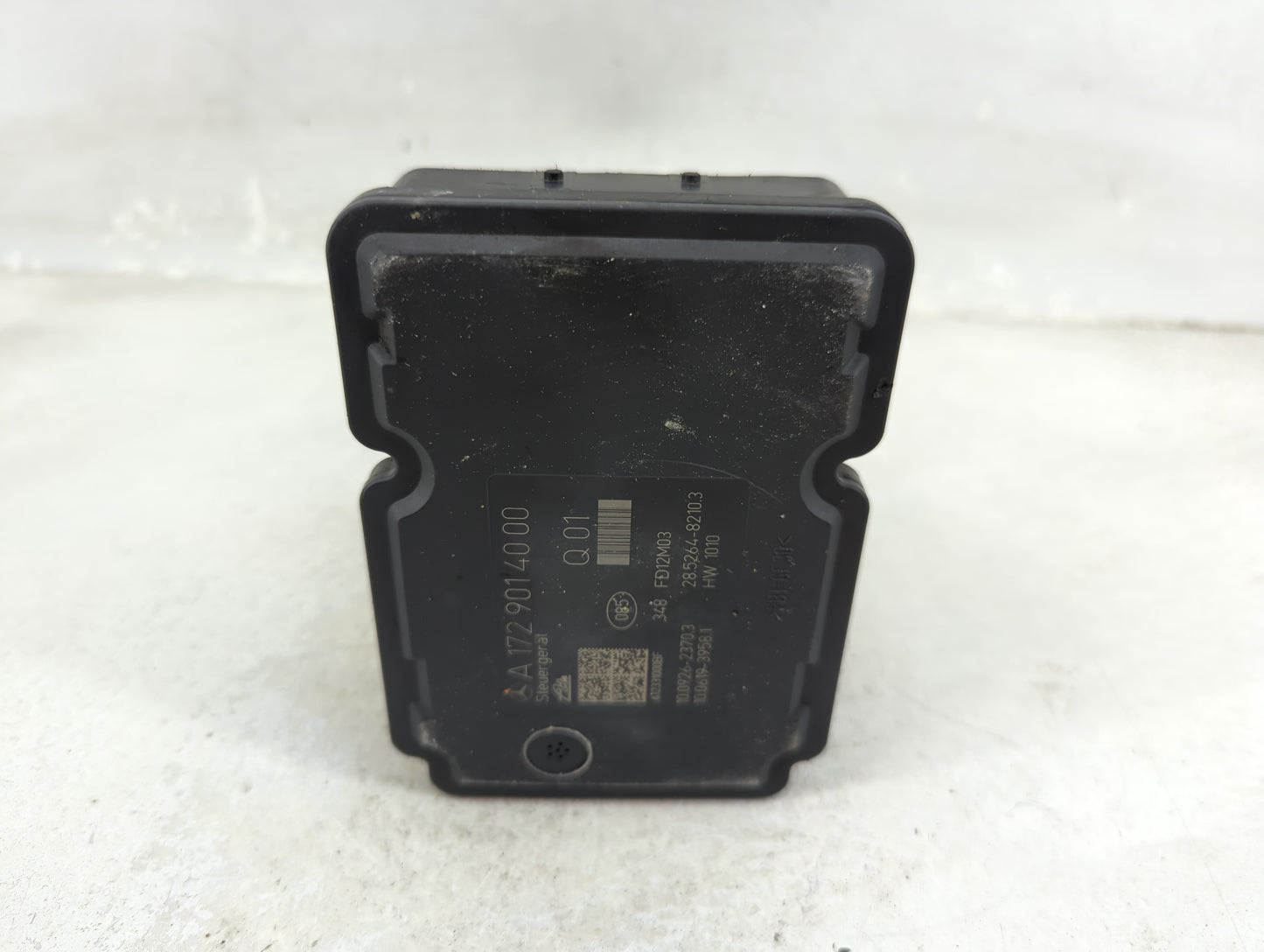 2013 Mercedes-Benz C-Class ABS Pump Control Module Replacement P/N:A1724314212 10.0212-0822.4, A1729014000 Fits Fits 2014 20