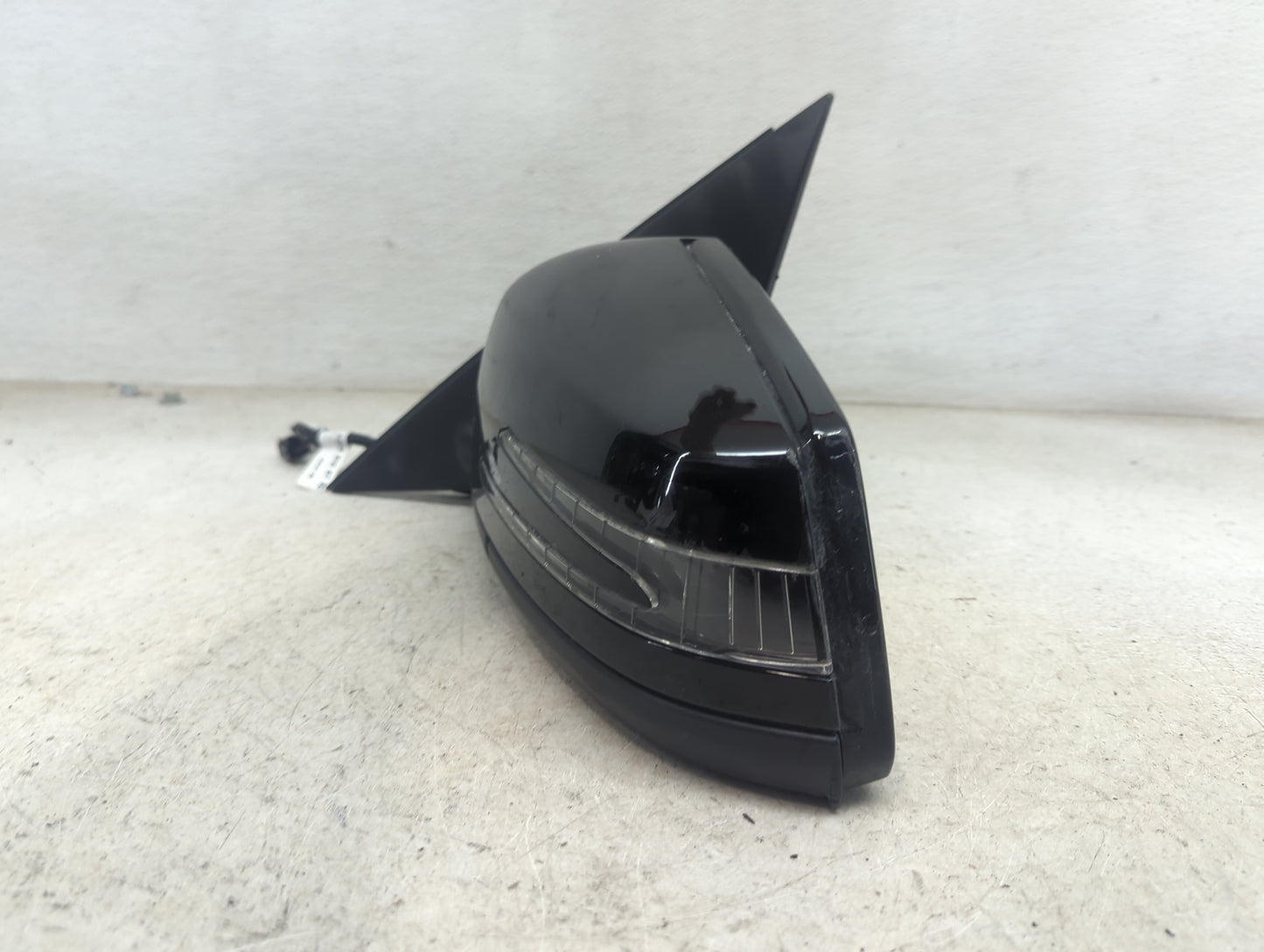 2013 Mercedes-Benz C-Class Driver Side View Mirror - Left Door Mirror OEM Used - Oemusedautoparts1.com