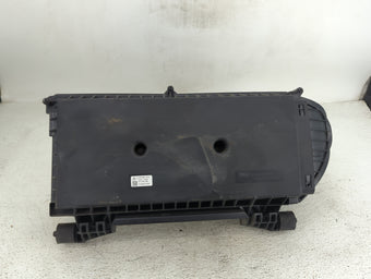 compare product Mercedes-benz C-class Air Cleaner Intake-duct Hose Tube 1492442