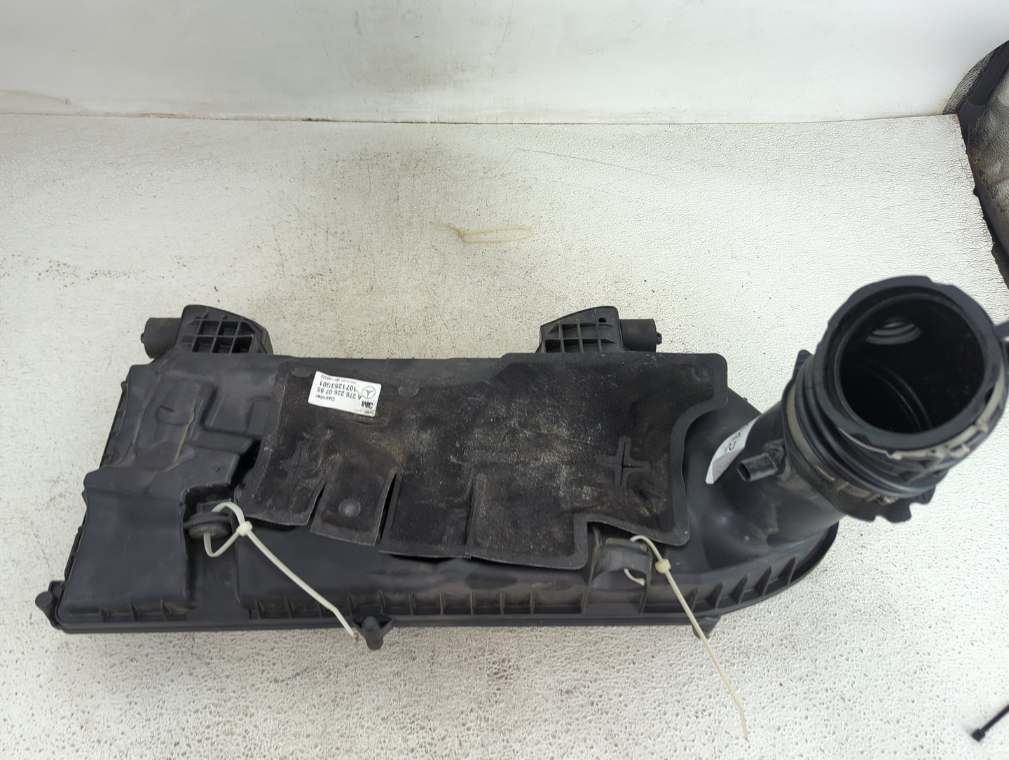 Mercedes-benz C-class Air Cleaner Intake-duct Hose Tube 1492442 - Oemusedautoparts1.com