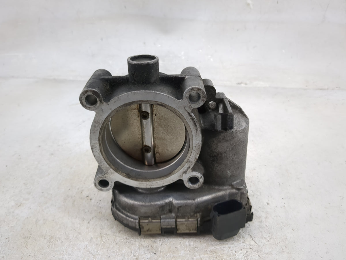 2013 Mercedes-Benz C-Class Throttle Body P/N:0280750175 Fits Fits 2006 2007 2008 2009 2010 2011 2012 2014 2015 OEM Used Auto