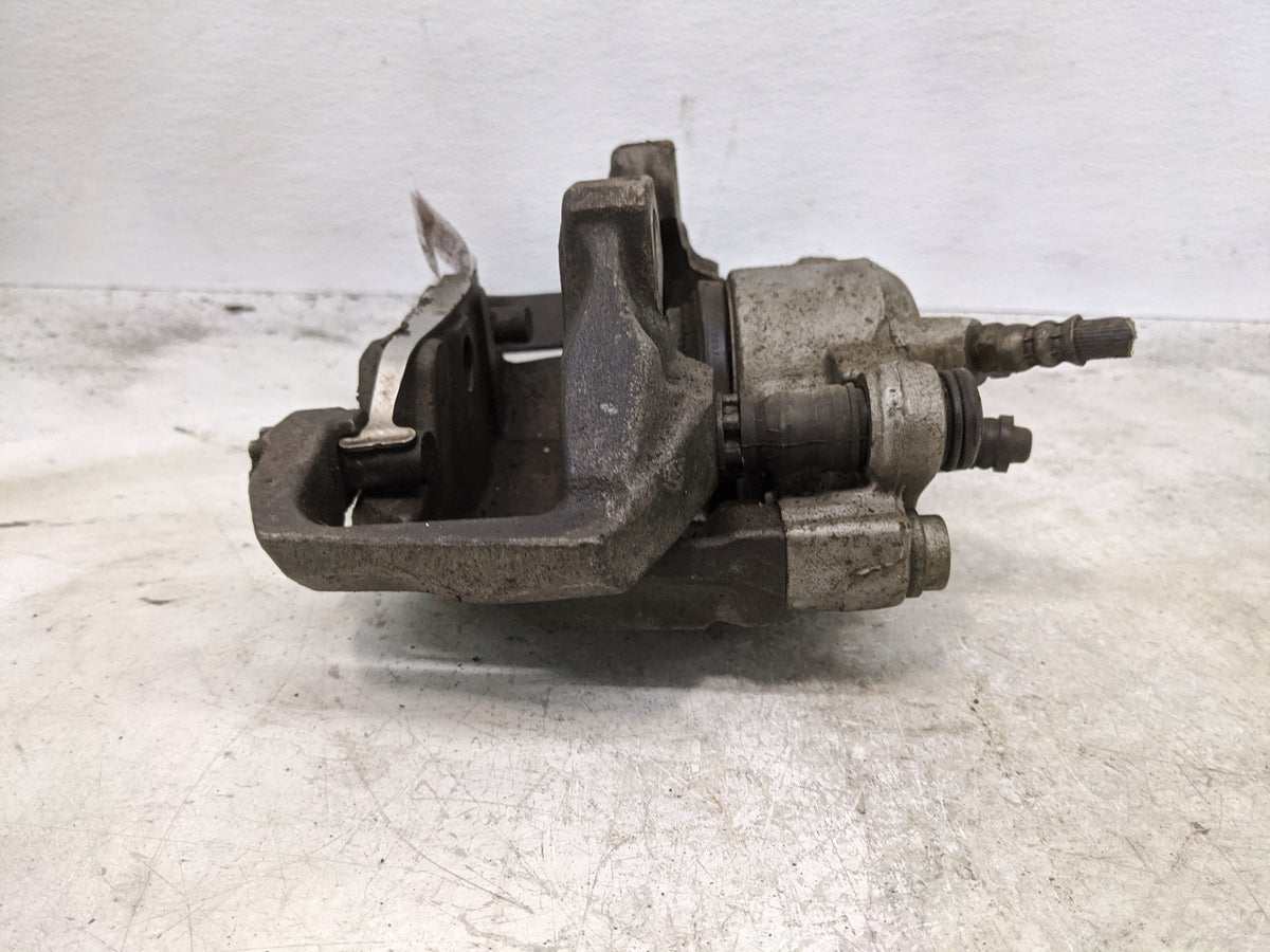Mercedes-benz C-class Front Driver Left Brake Caliper - Oemusedautoparts1.com