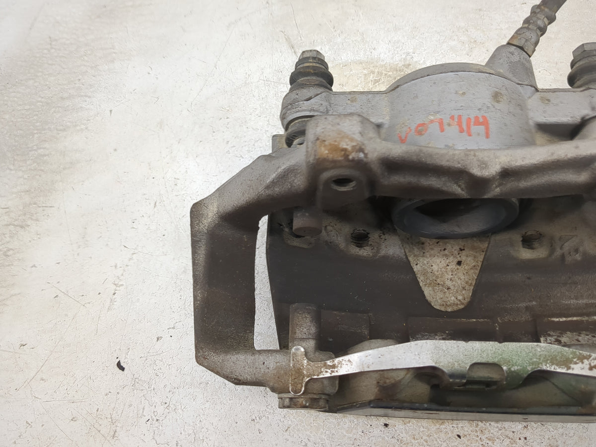 Mercedes-benz C-class Front Driver Left Brake Caliper 1510928 - Oemusedautoparts1.com