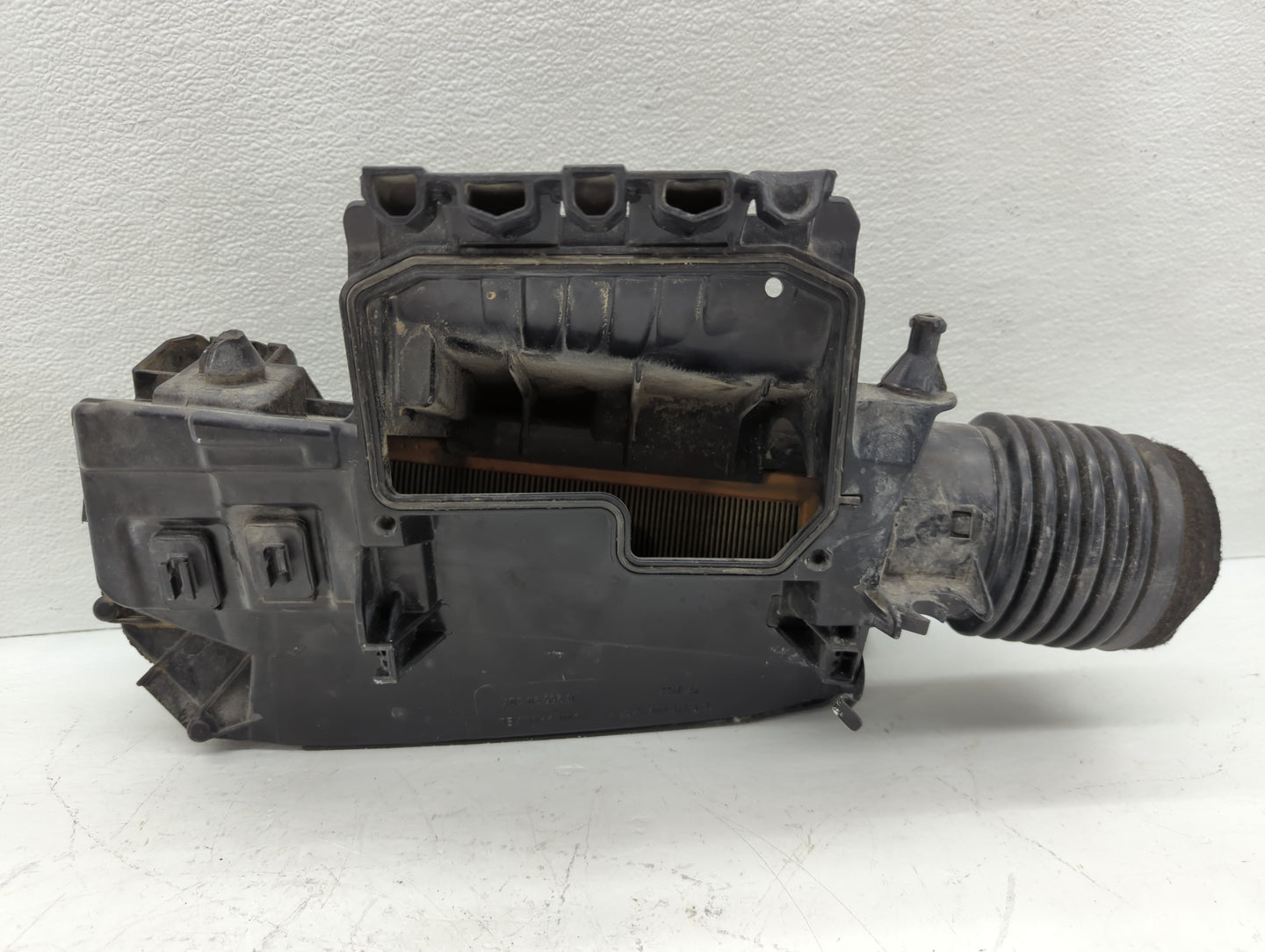 2012-2015 Mercedes-benz C250 Air Cleaner Intake-duct Hose Tube - Oemusedautoparts1.com