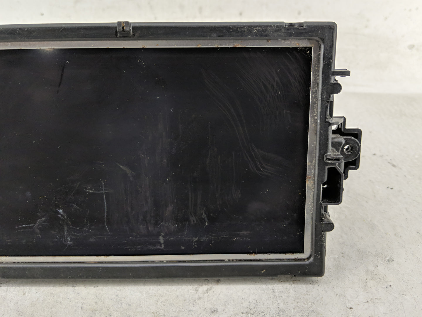 2012-2015 Mercedes-benz C250 Information Display Screen - Oemusedautoparts1.com