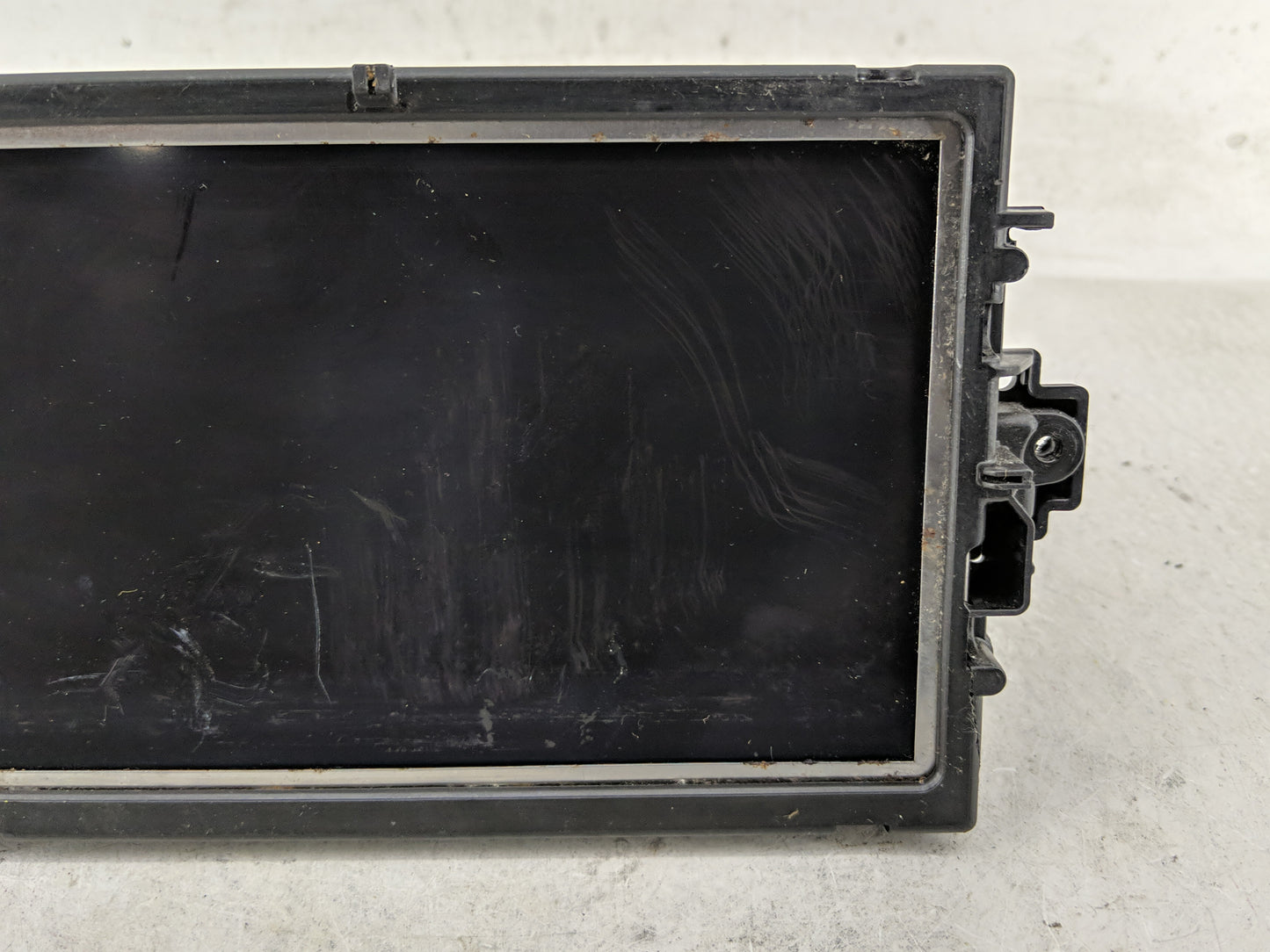2012-2015 Mercedes-benz C250 Information Display Screen - Oemusedautoparts1.com