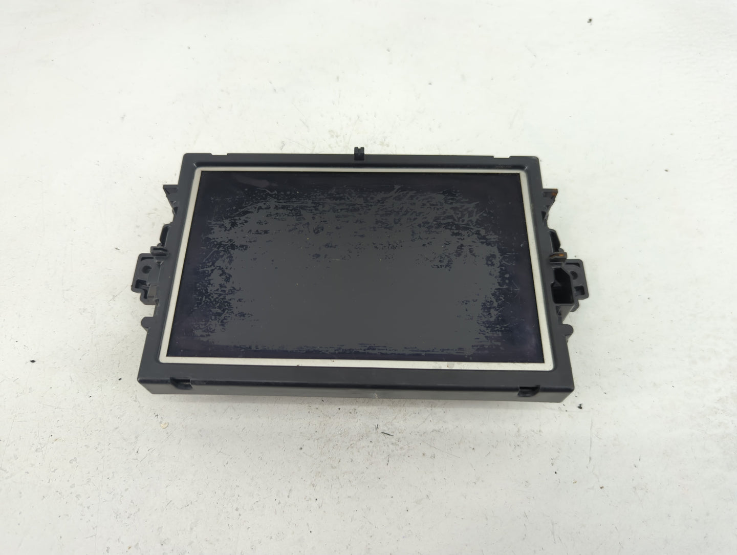 2012-2015 Mercedes-benz C250 Information Display Screen - Oemusedautoparts1.com