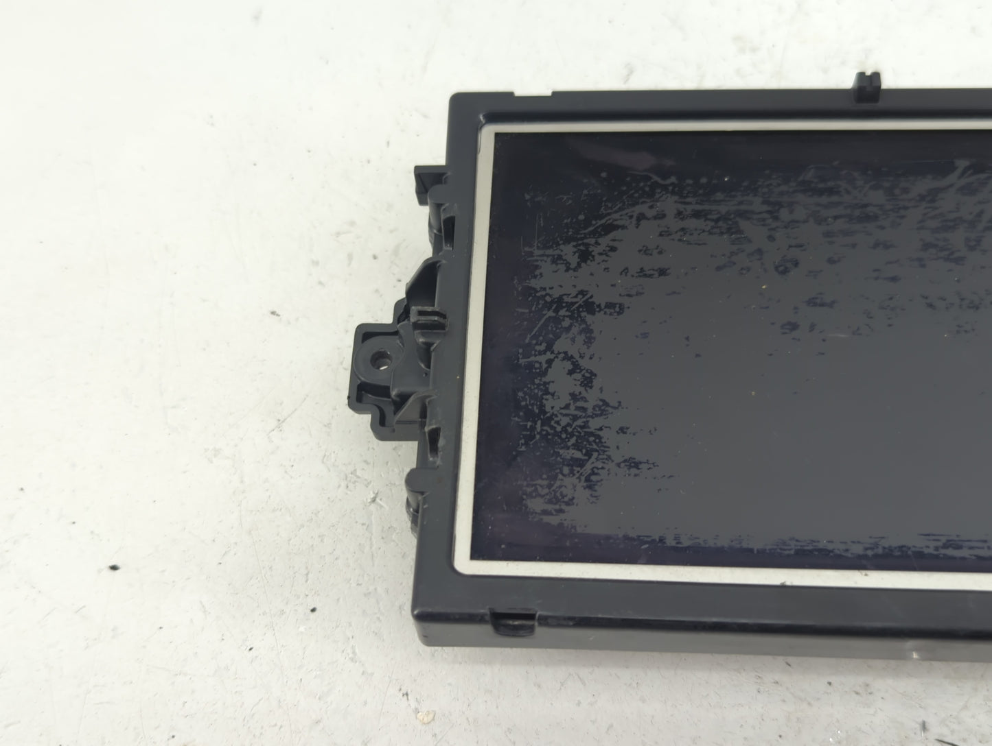 2012-2015 Mercedes-benz C250 Information Display Screen - Oemusedautoparts1.com