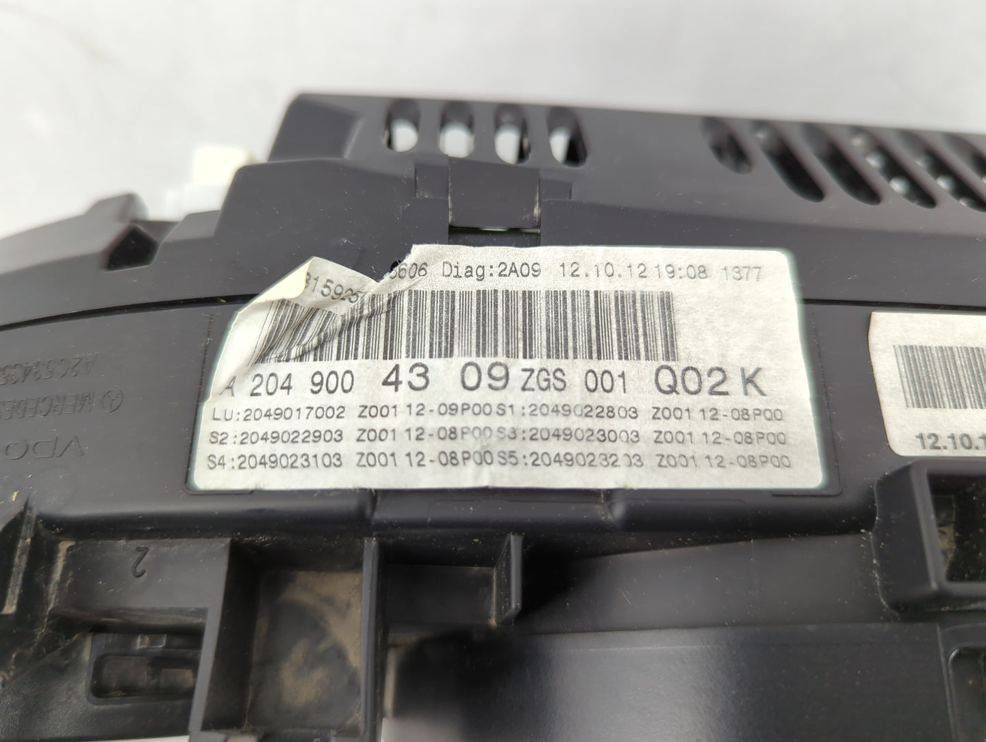 2013 Mercedes-Benz C250 Instrument Cluster Speedometer Gauges P/N:A2049004309 Fits OEM Used Auto Parts - Oemusedautoparts1.c
