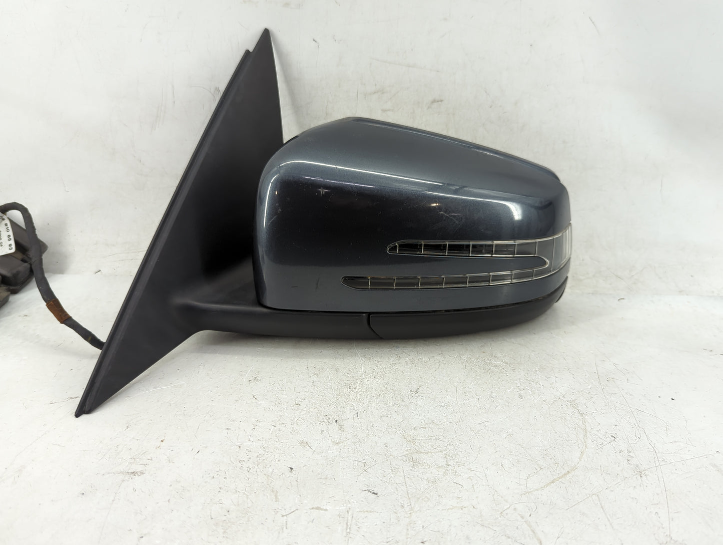 2012-2014 Mercedes-Benz C250 Driver Side View Mirror - Left Door Mirror OEM Used - Oemusedautoparts1.com