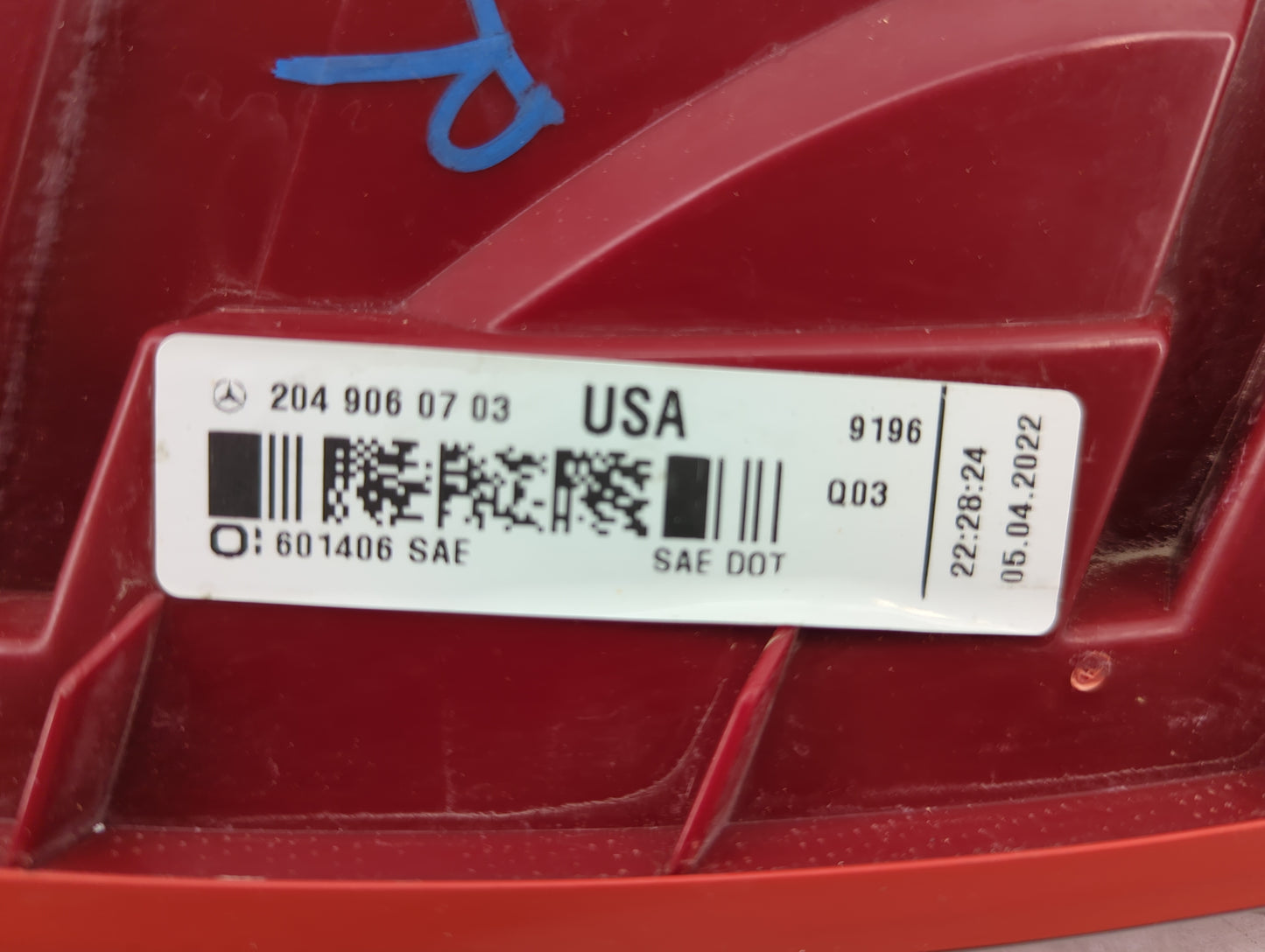 2012-2015 Mercedes-Benz C250 Tail Light Assembly Passenger Right OEM P/N:204 906 07 03 Fits Fits 2012 2013 2014 2015 OEM Use