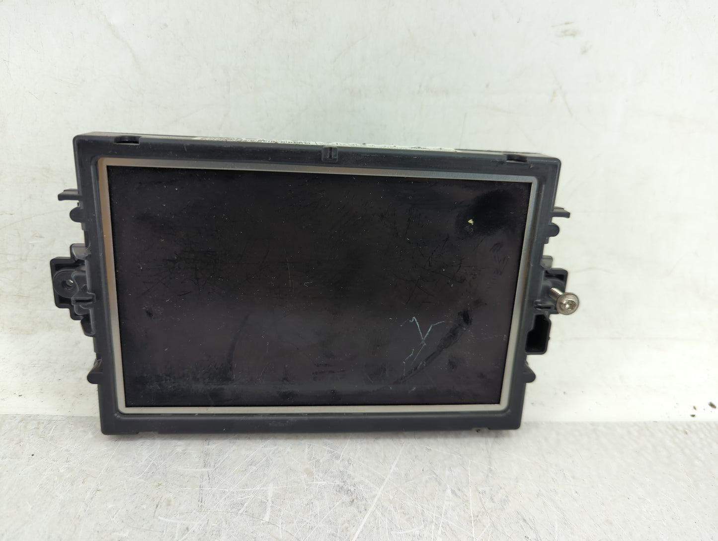 2012-2015 Mercedes-benz C250 Information Display Screen - Oemusedautoparts1.com