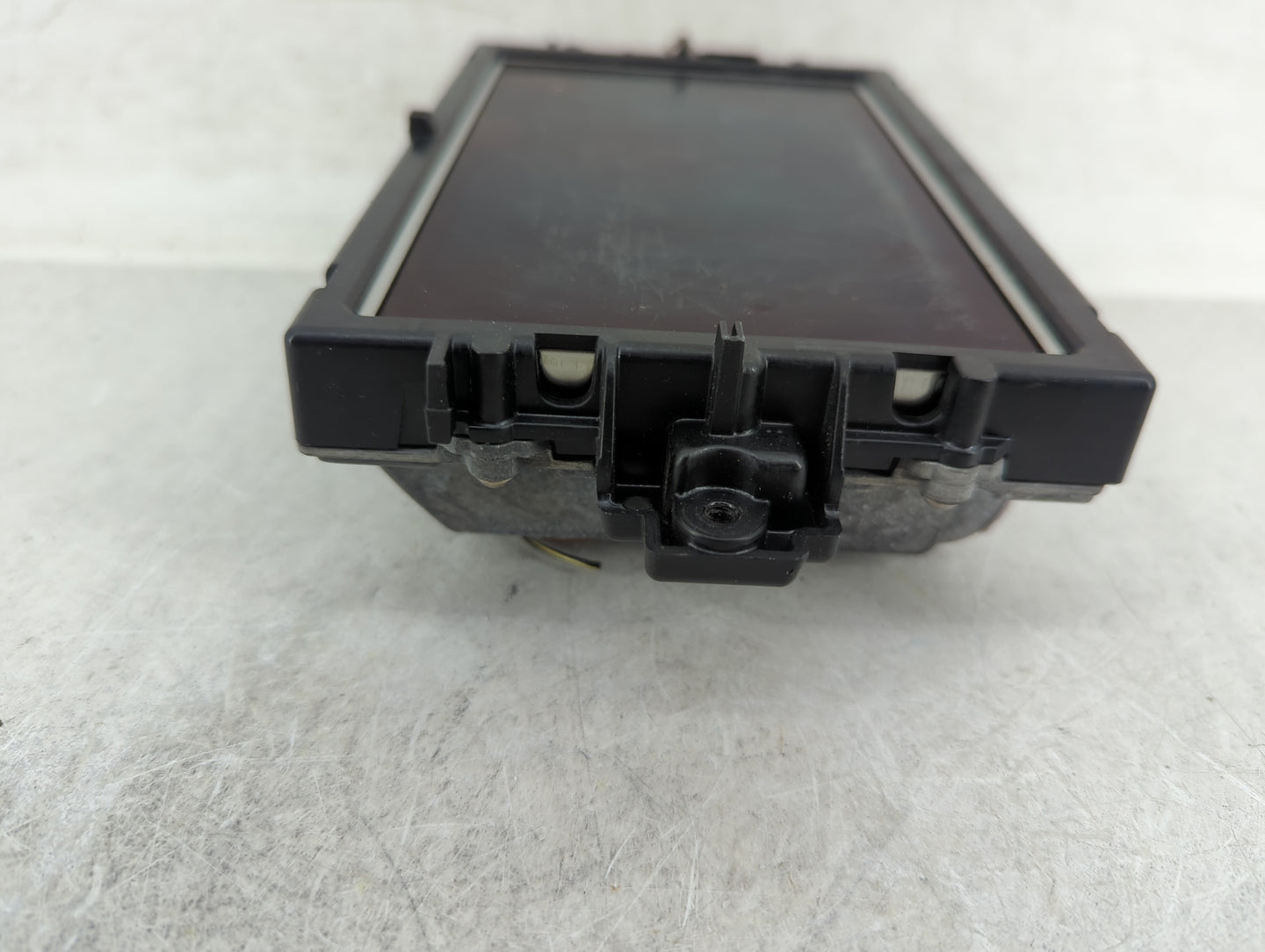2012-2015 Mercedes-benz C250 Information Display Screen - Oemusedautoparts1.com