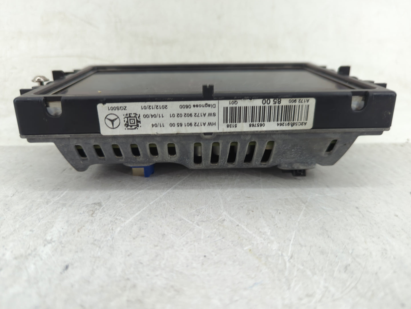 2012-2015 Mercedes-benz C250 Information Display Screen - Oemusedautoparts1.com
