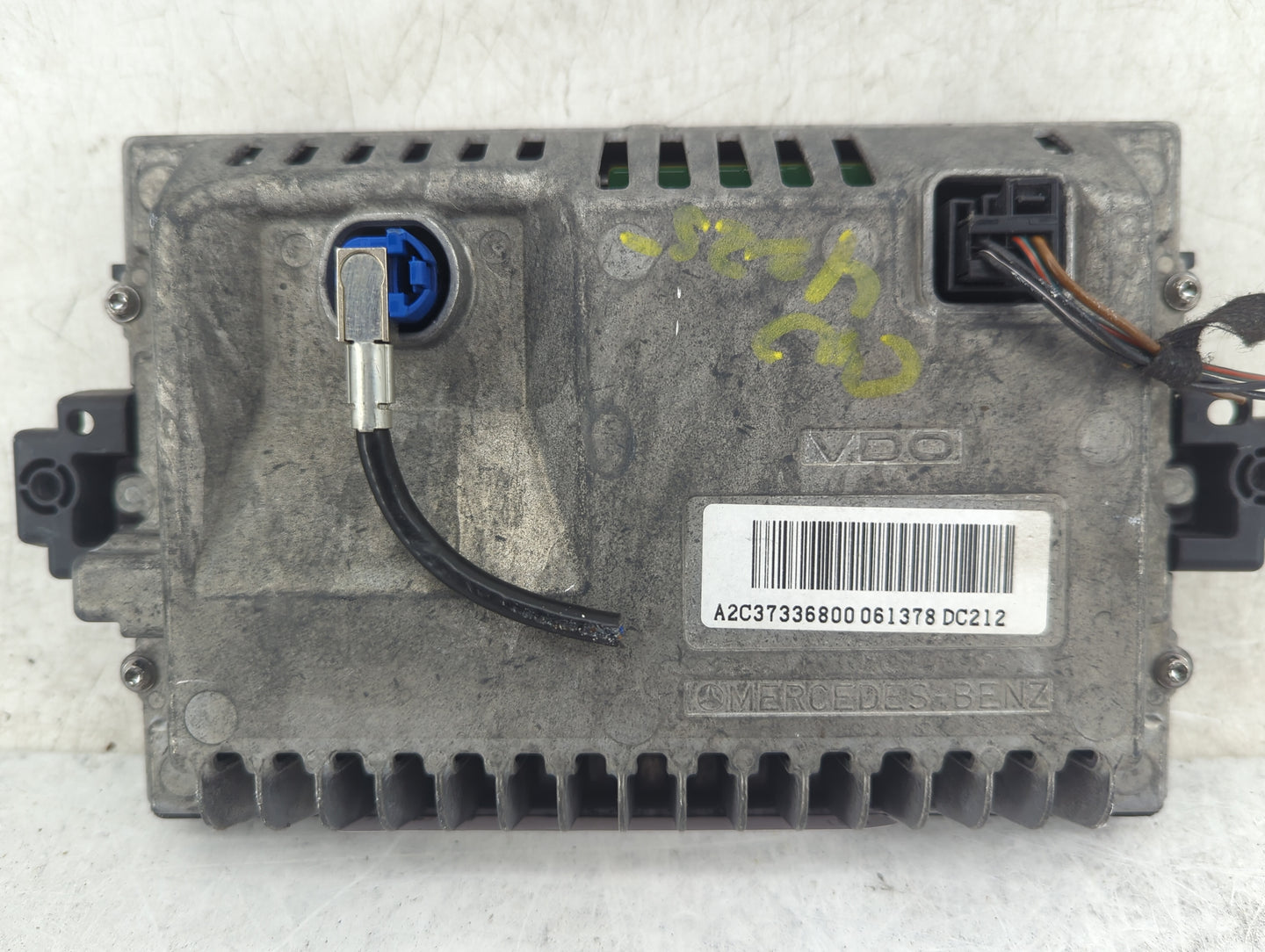2012-2015 Mercedes-benz C250 Information Display Screen - Oemusedautoparts1.com