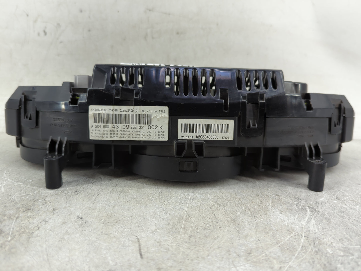 2013 Mercedes-Benz C250 Instrument Cluster Speedometer Gauges P/N:A2C53435305 Miles: Fits OEM Used Auto Parts - Oemusedautop