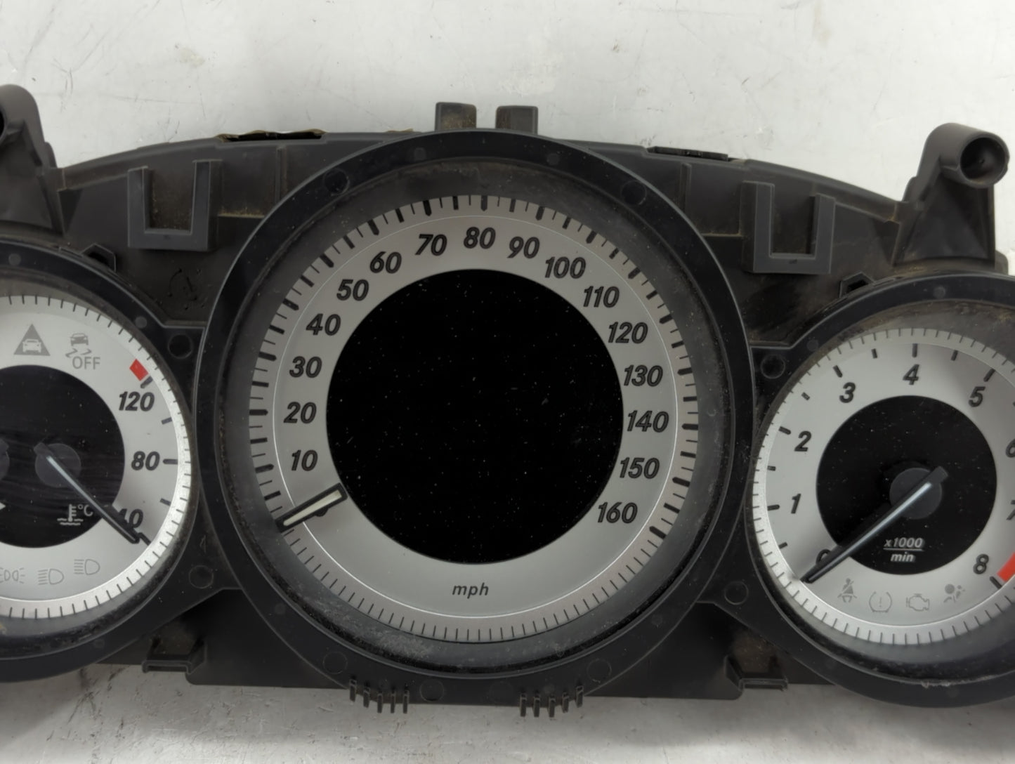 2013 Mercedes-Benz C250 Instrument Cluster Speedometer Gauges P/N:A 204 900 43 09 Miles: Fits OEM Used Auto Parts - Oemuseda