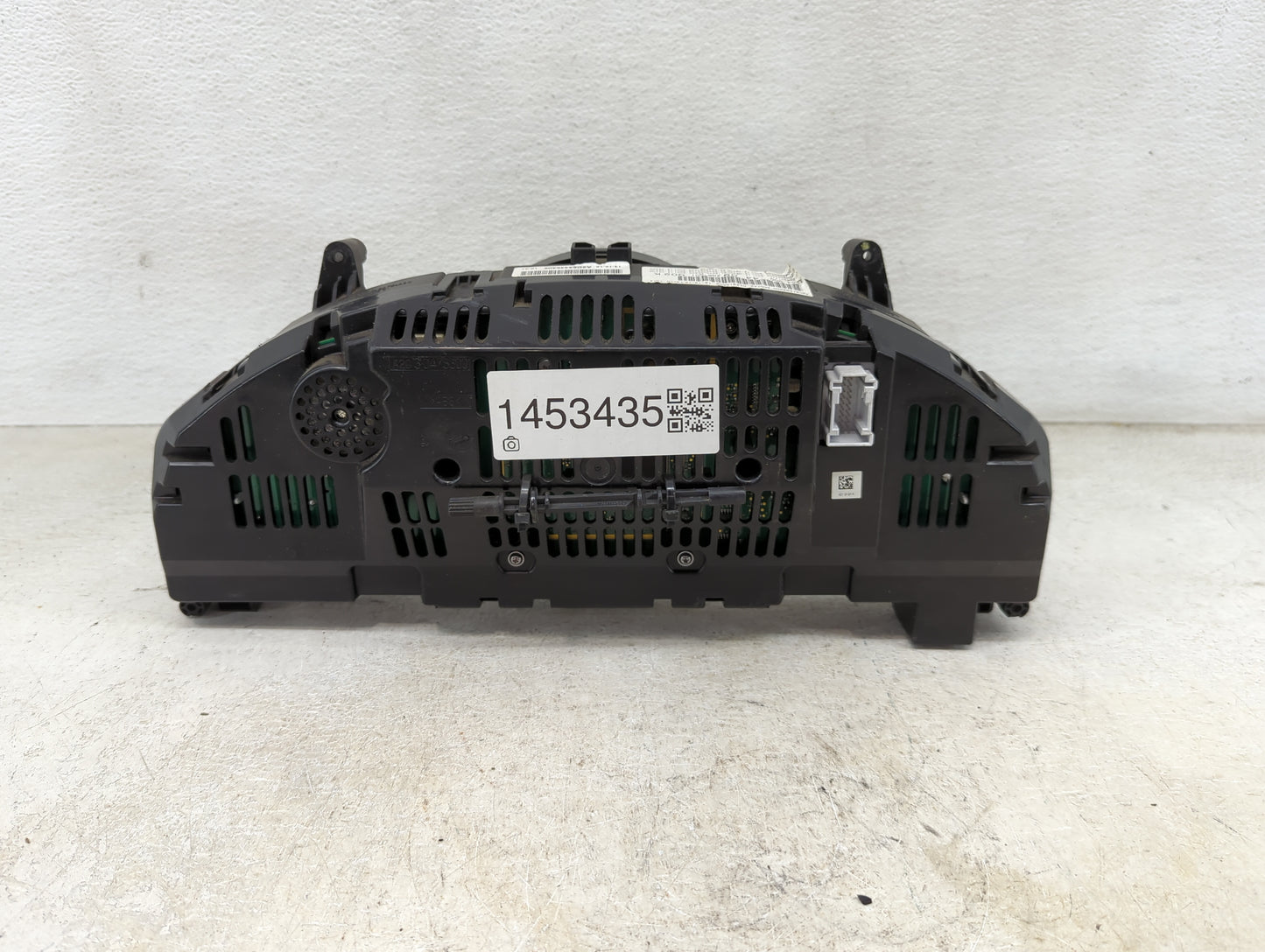 2013 Mercedes-Benz C250 Instrument Cluster Speedometer Gauges P/N:A2C81592600 Miles: Fits OEM Used Auto Parts - Oemusedautop