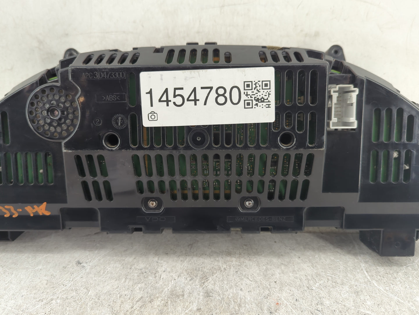 2013 Mercedes-Benz C250 Instrument Cluster Speedometer Gauges Miles: Fits OEM Used Auto Parts - Oemusedautoparts1.com