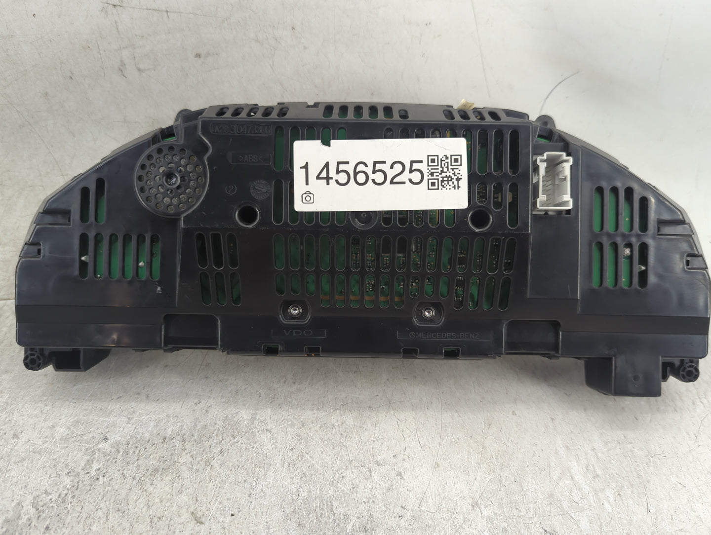 2013 Mercedes-Benz C250 Instrument Cluster Speedometer Gauges P/N:A2C53435305 Miles: Fits OEM Used Auto Parts - Oemusedautop