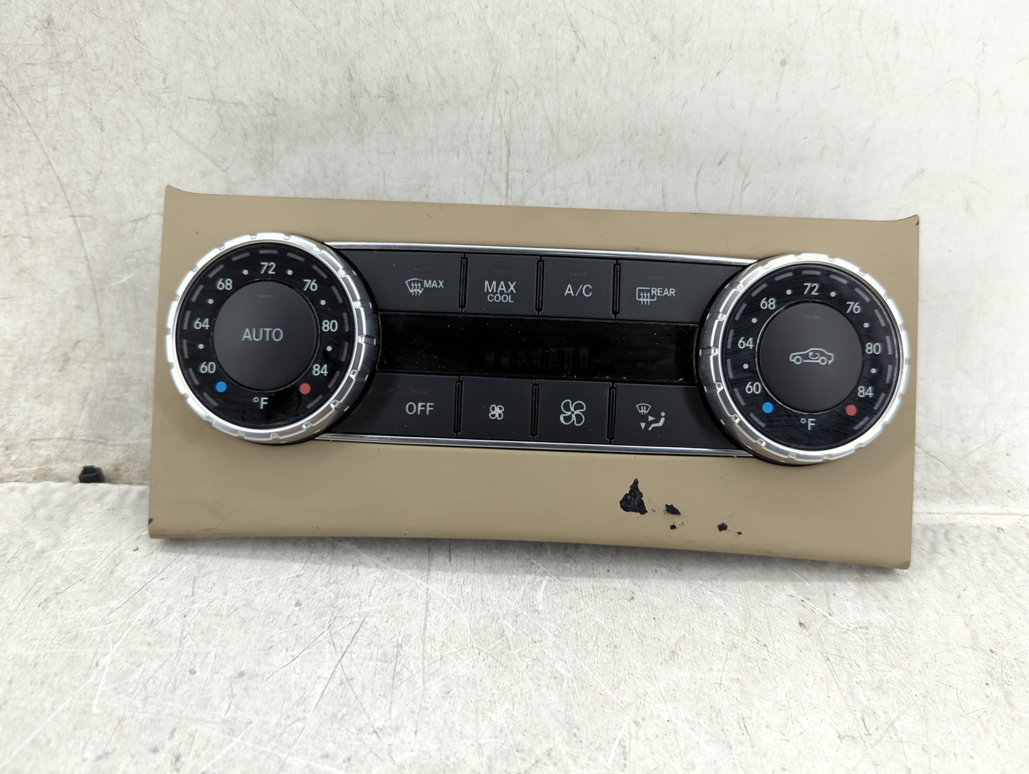 2013-2014 Mercedes-Benz C250 Climate Control Module Temperature AC/Heater Replacement P/N:A 204 900 68 08 Fits Fits 2013 201
