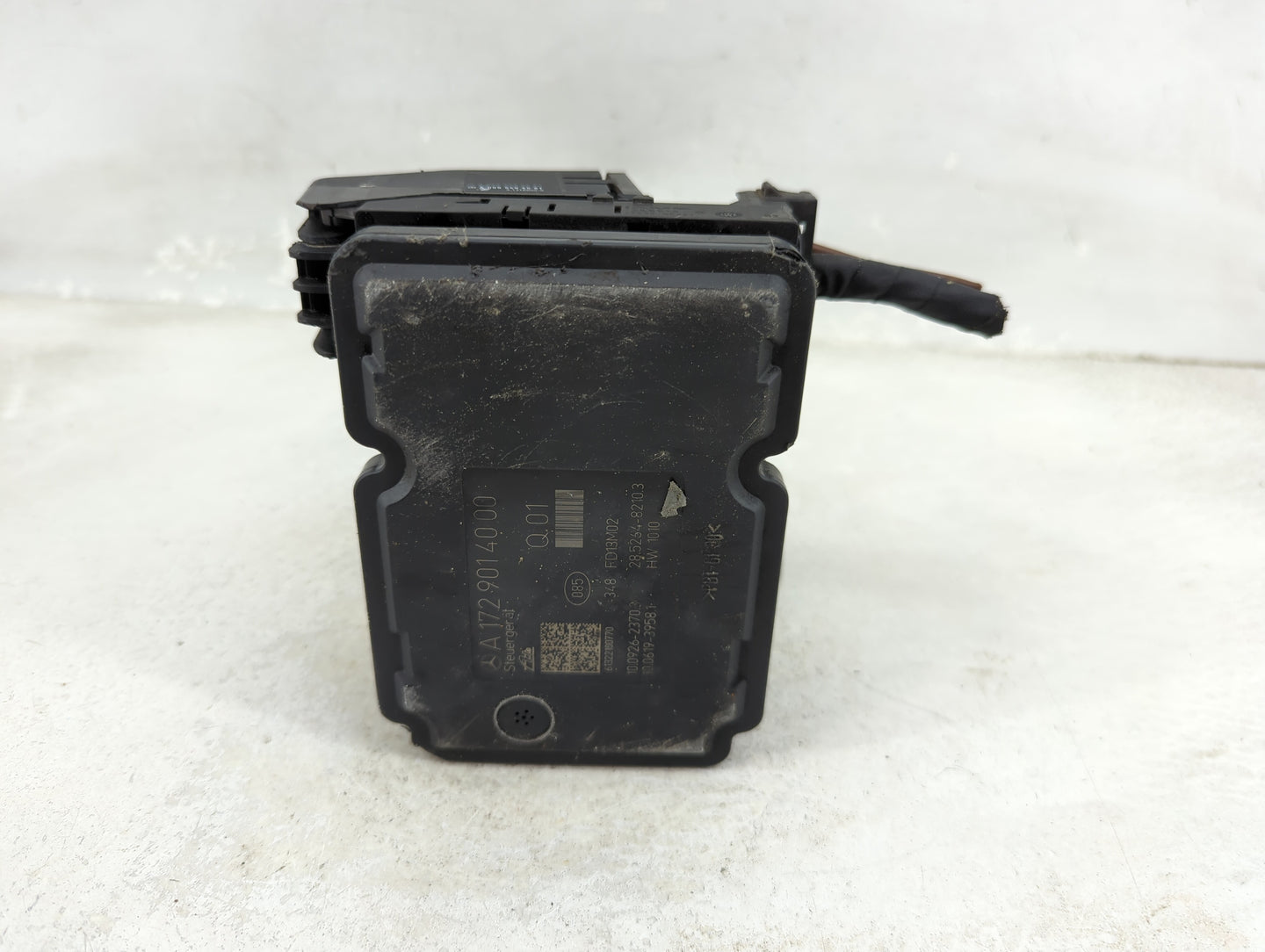 2013-2015 Mercedes-Benz C250 ABS Pump Control Module Replacement P/N:A1724314212 A1729014000 Fits Fits 2013 2014 2015 OEM Us