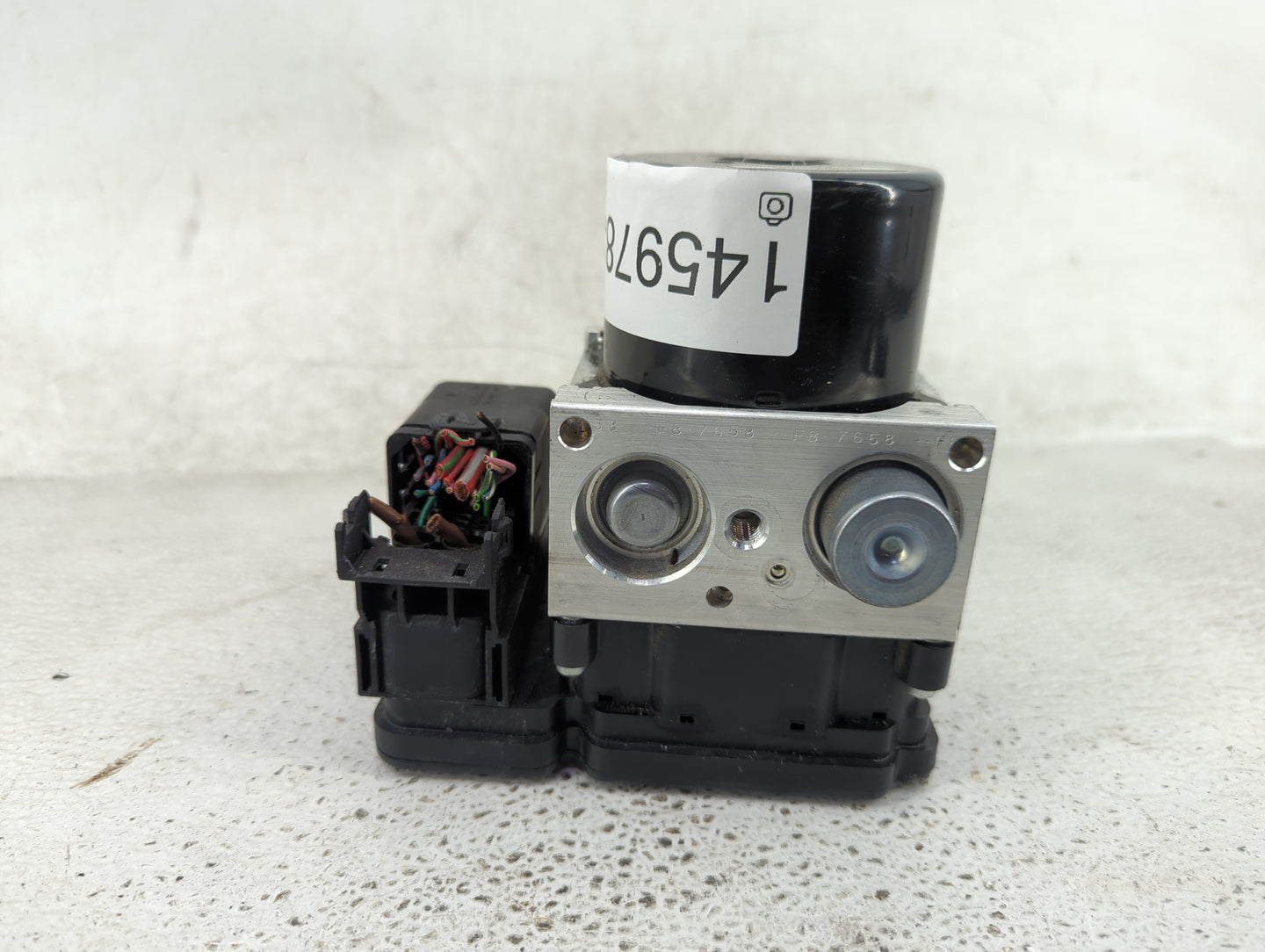 2013-2015 Mercedes-Benz C250 ABS Pump Control Module Replacement P/N:A1724314212 10.0212-0822.4 Fits Fits 2013 2014 2015 OEM